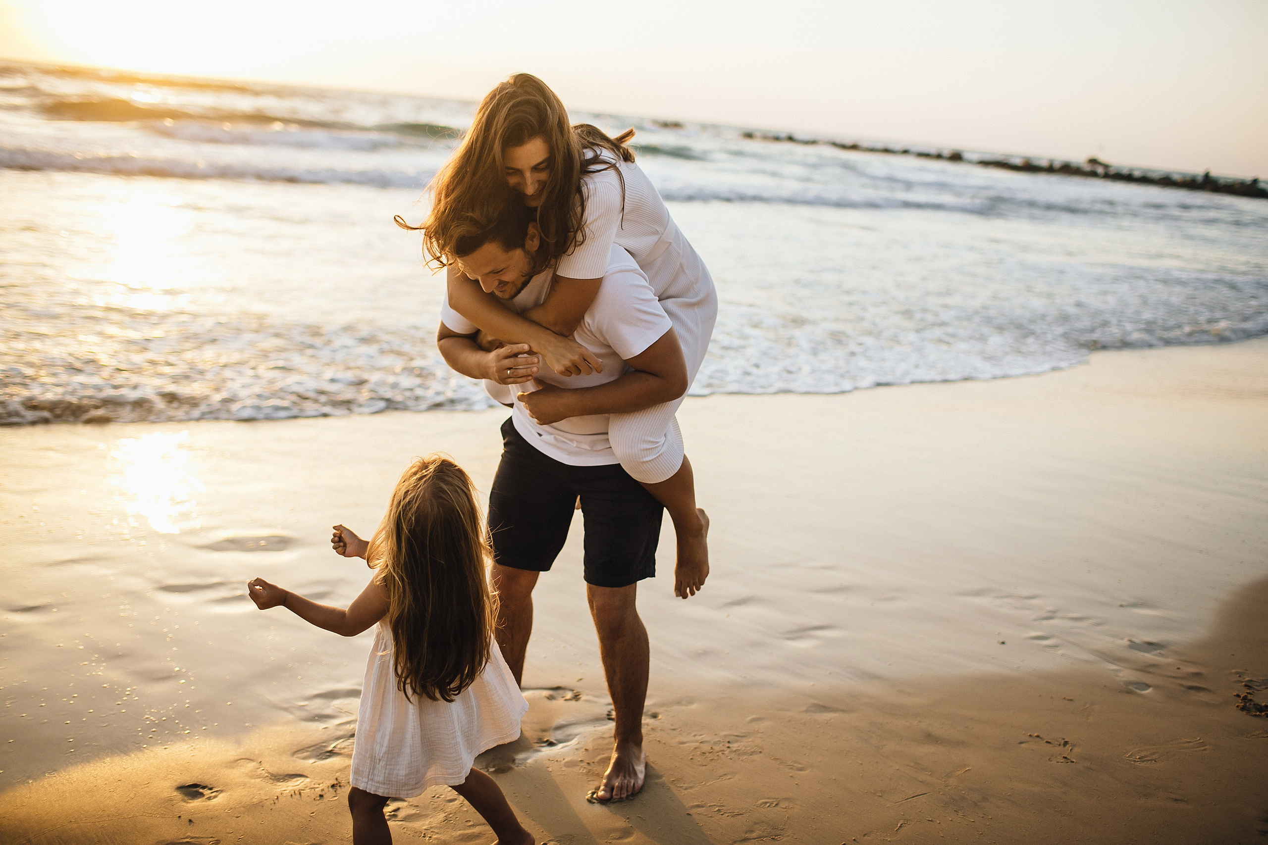 Bat Yam beach. Family photographer in Israel