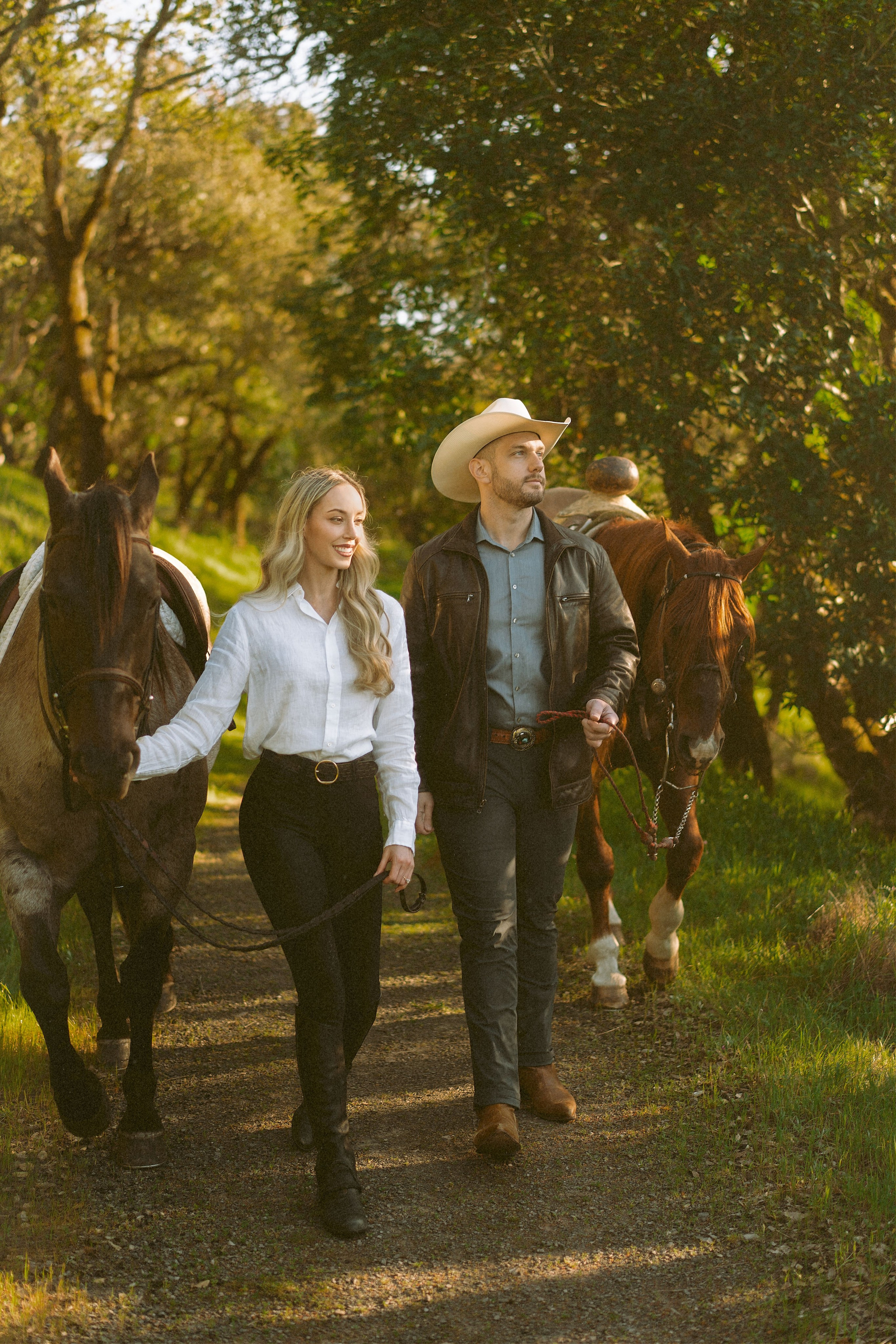 Engagement with Horses, Napa, Northern California. Wedding Photography & Videography Team in California, Los Angeles, San Francisco, San Diego and Travel