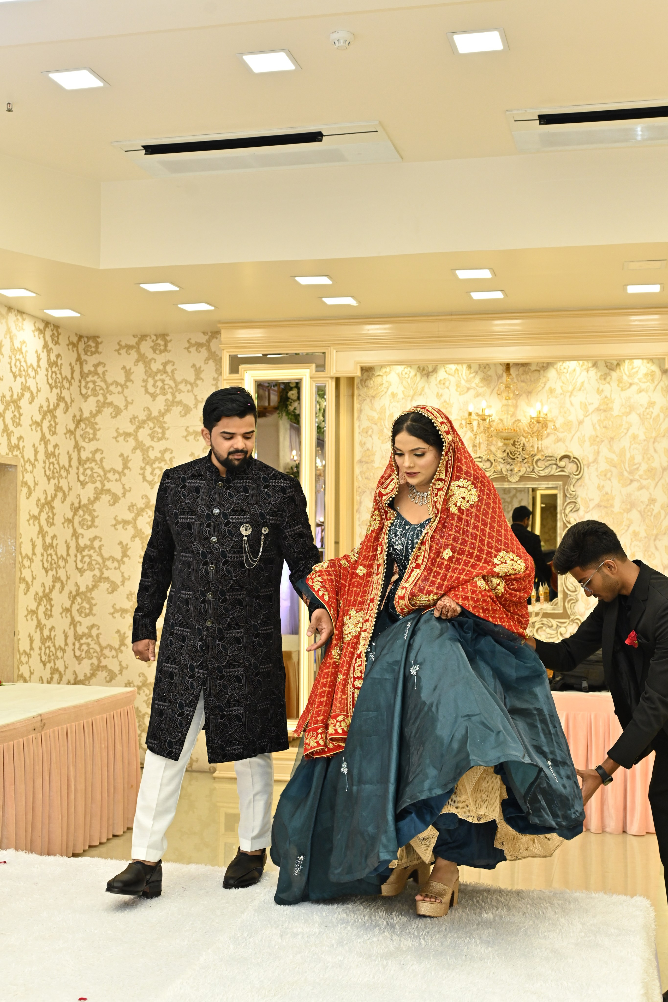 Vivek & sunanda. “Ajay Digital Photo Studio — Capturing Timeless Wedding Moments”