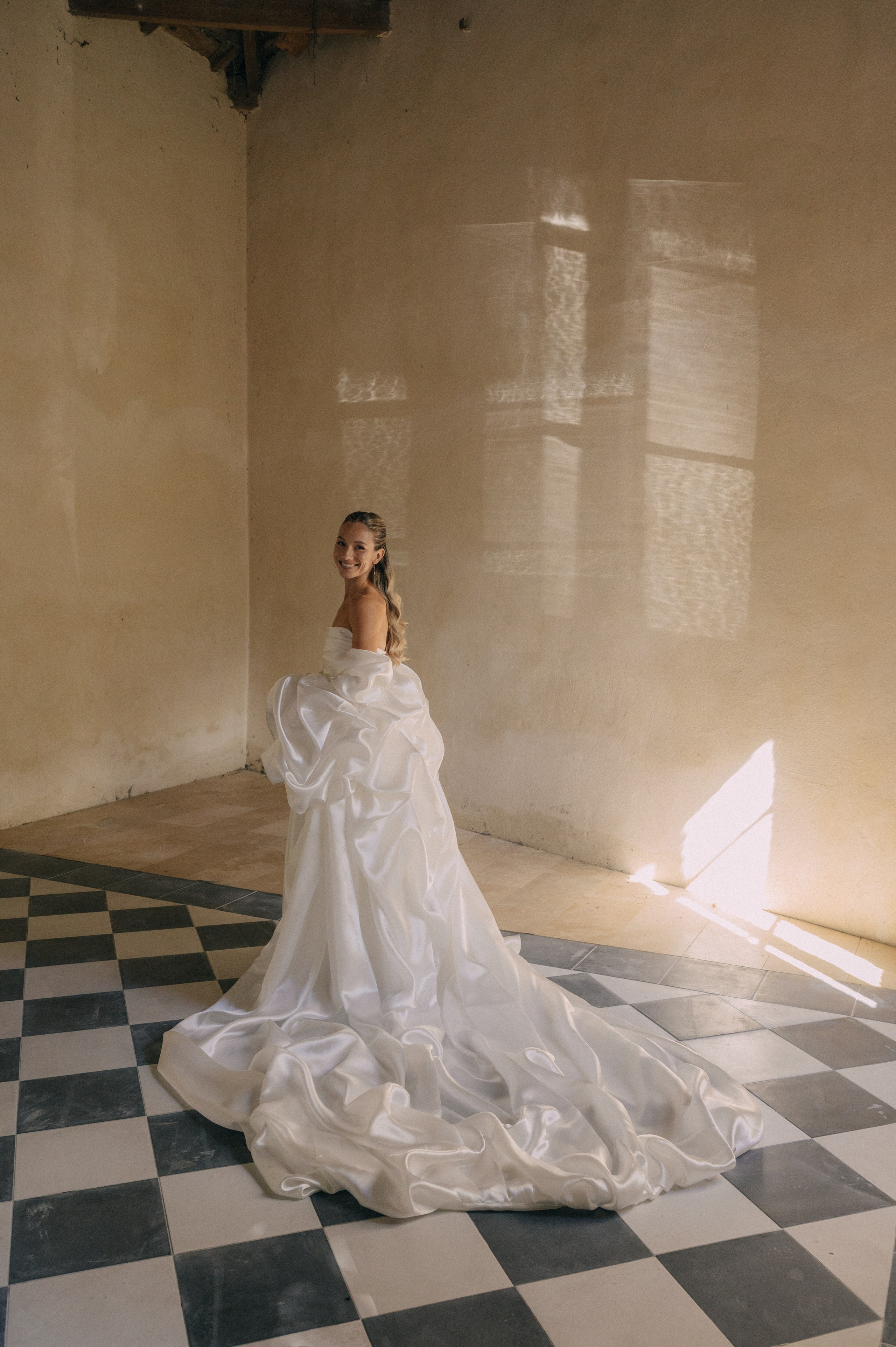 Paula and Tony. Wedding and commercial photographer