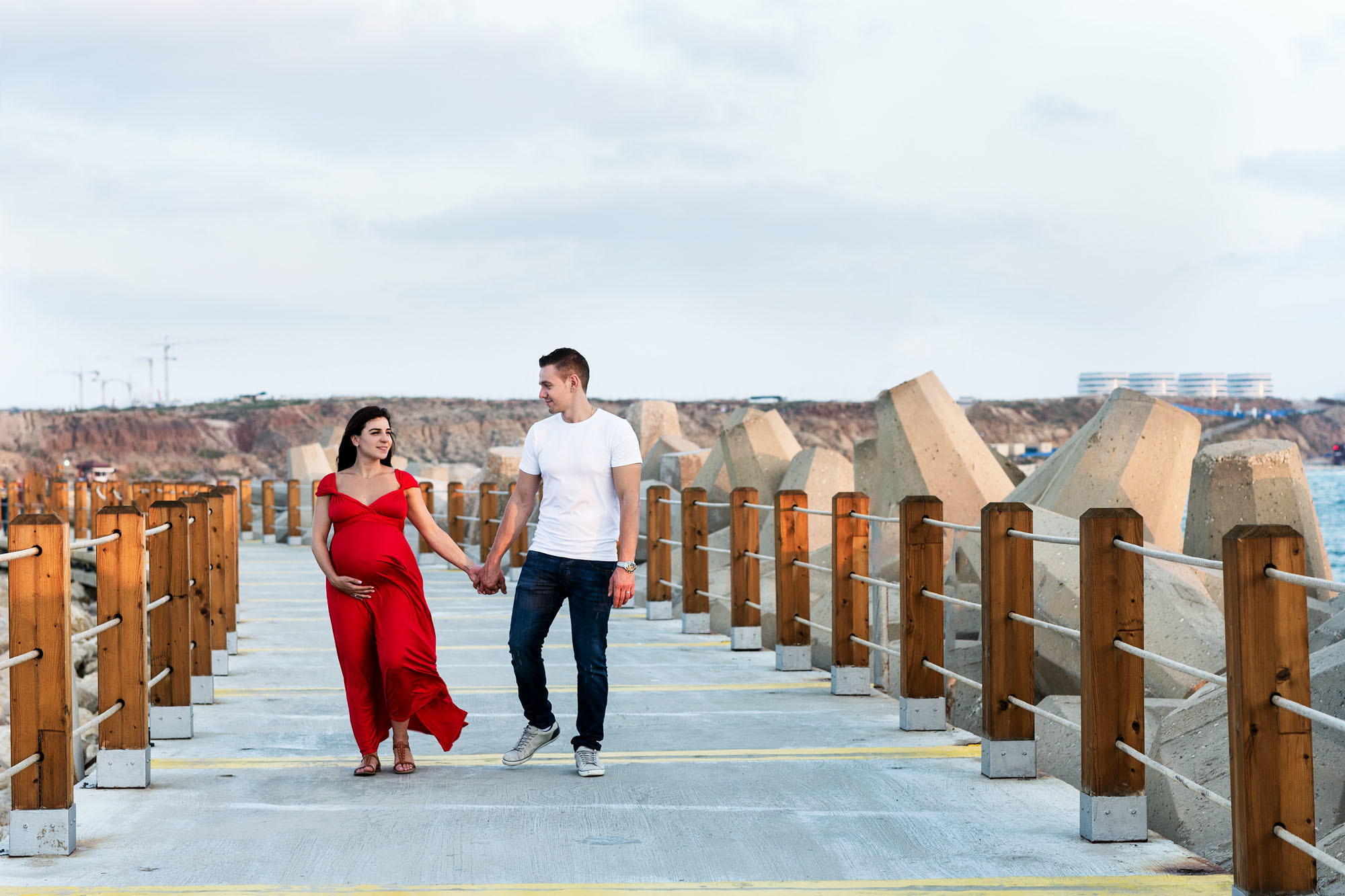 הריון. צילומי הריון, ניו בורן, גיל שנה בראשון לציון -Jenya Rosso Photography