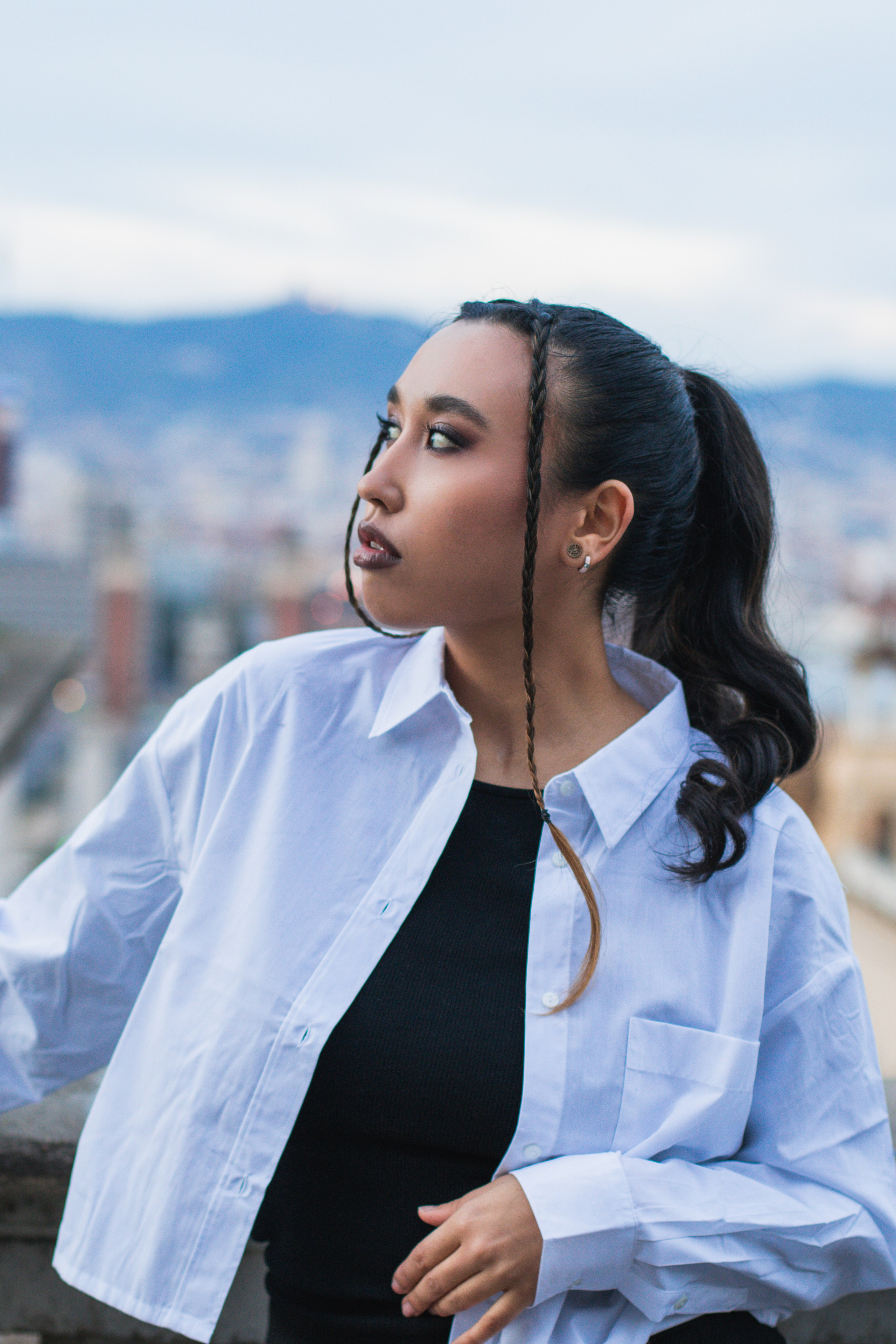 Луна, Montjuic. Главная