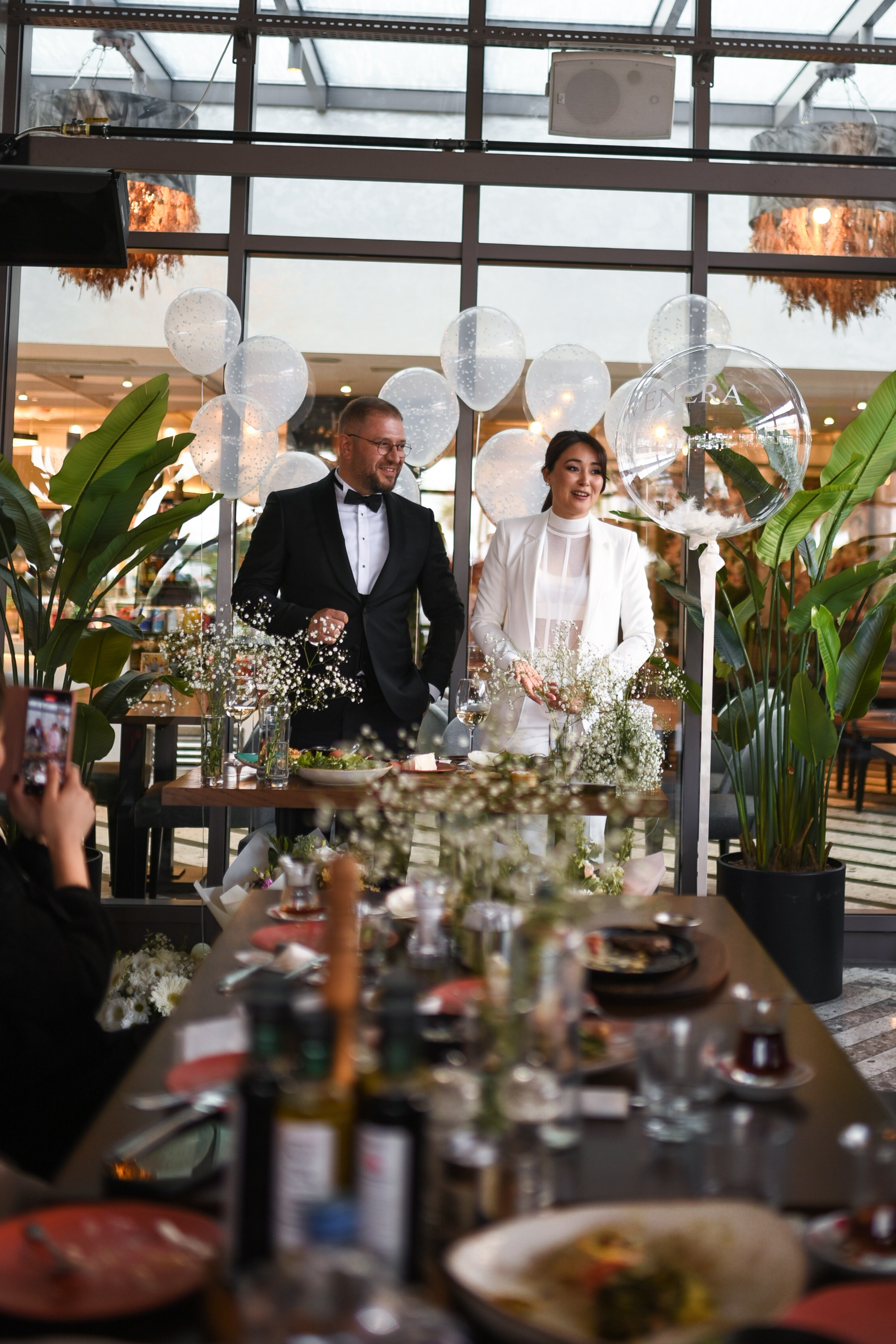 Свадебный фотограф в Анталии. Свадебные фотосессии на море, в отелях и красивых локациях Турции. Живые эмоции и настоящие истории любви.