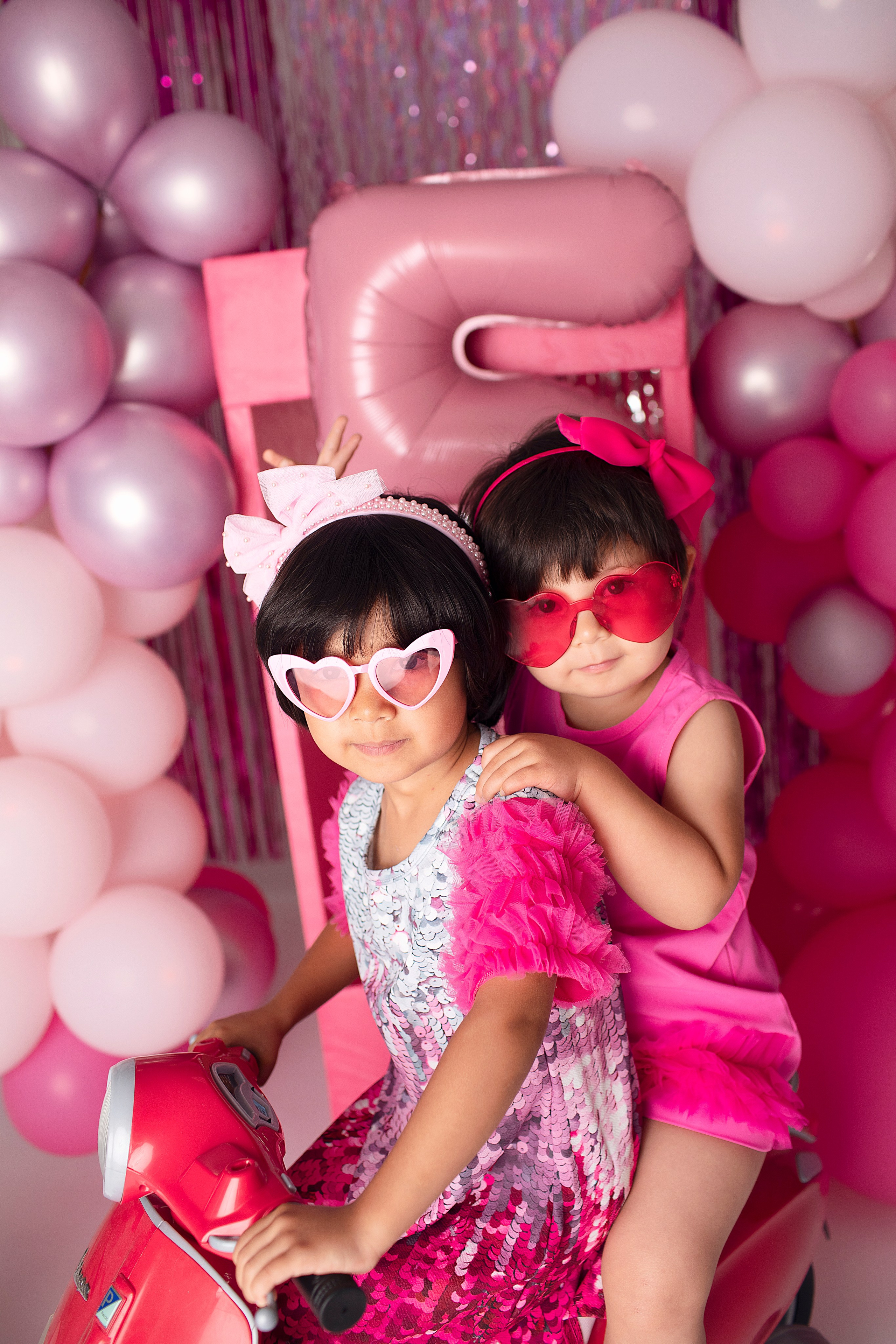 Mini-fotografering i Barbie-stil för flickor från 1 till 6 år. Axlundphotography.se