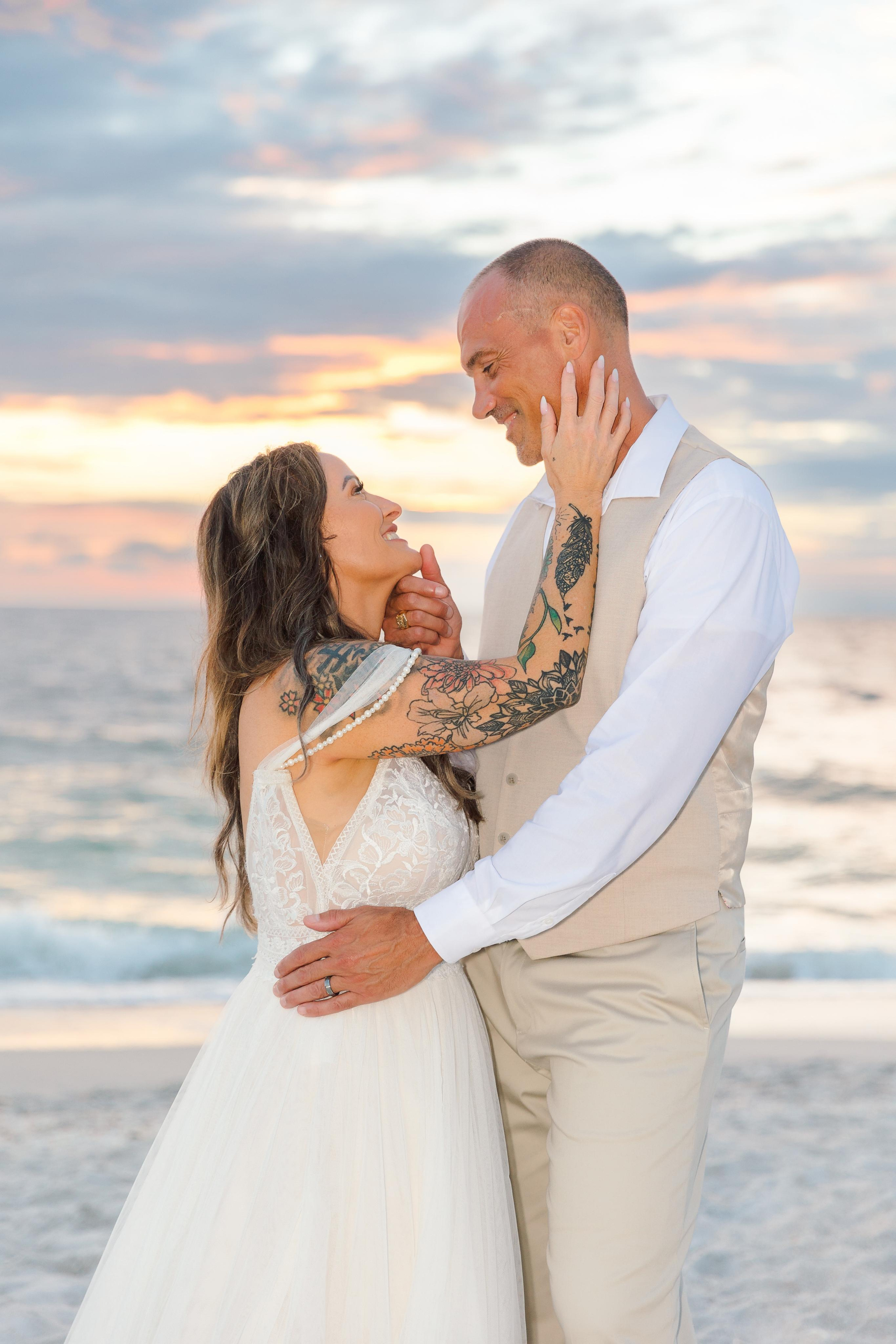 Wedding on the beach. Wedding photographer in Florida