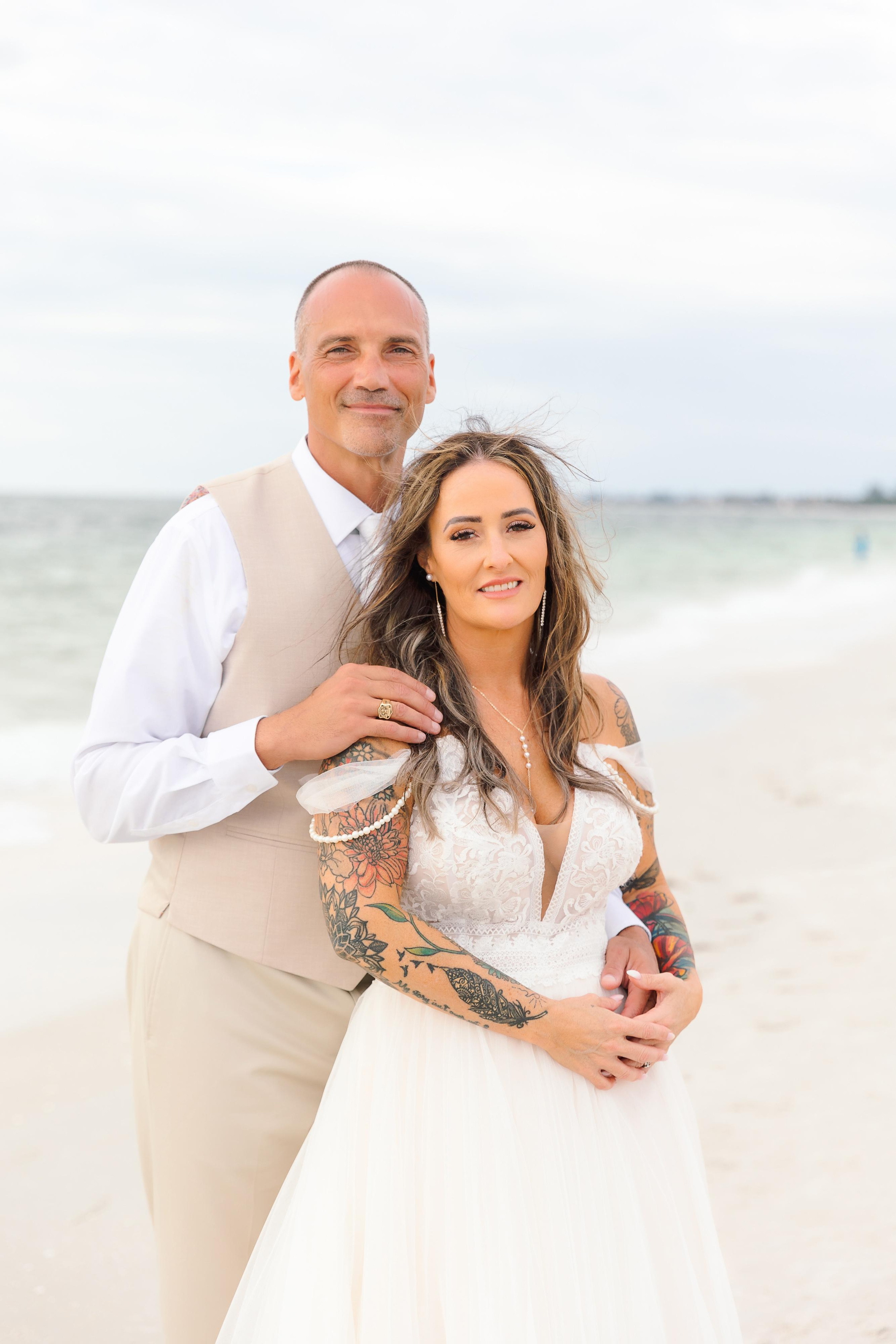 Wedding on the beach. Wedding photographer in Florida