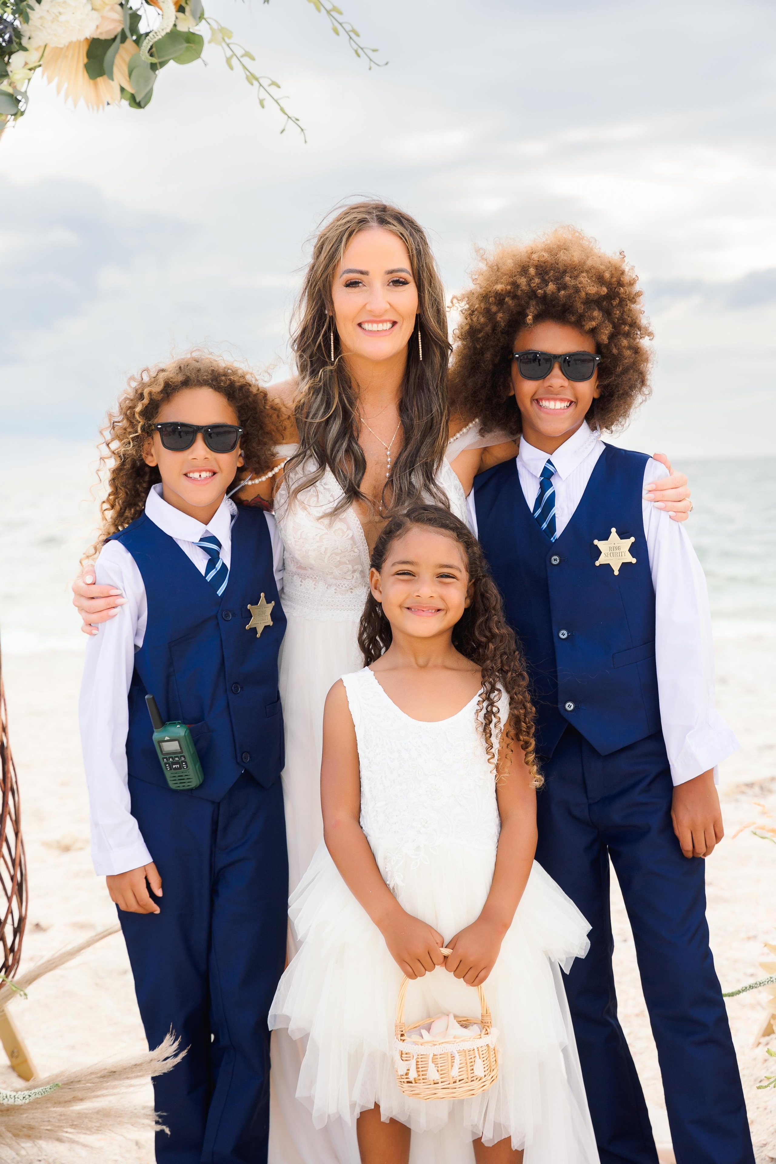 Wedding on the beach. Wedding photographer in Florida
