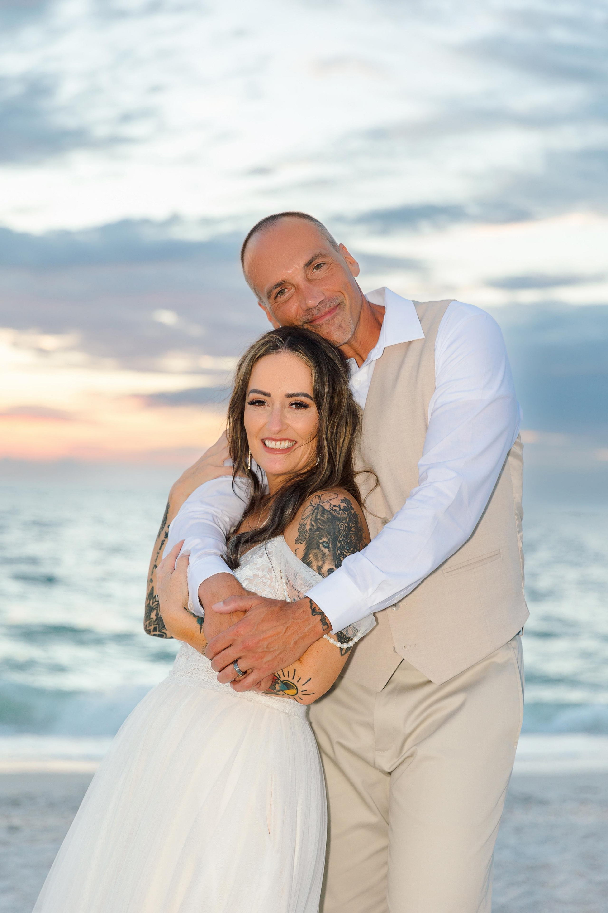 Wedding on the beach. Wedding photographer in Florida