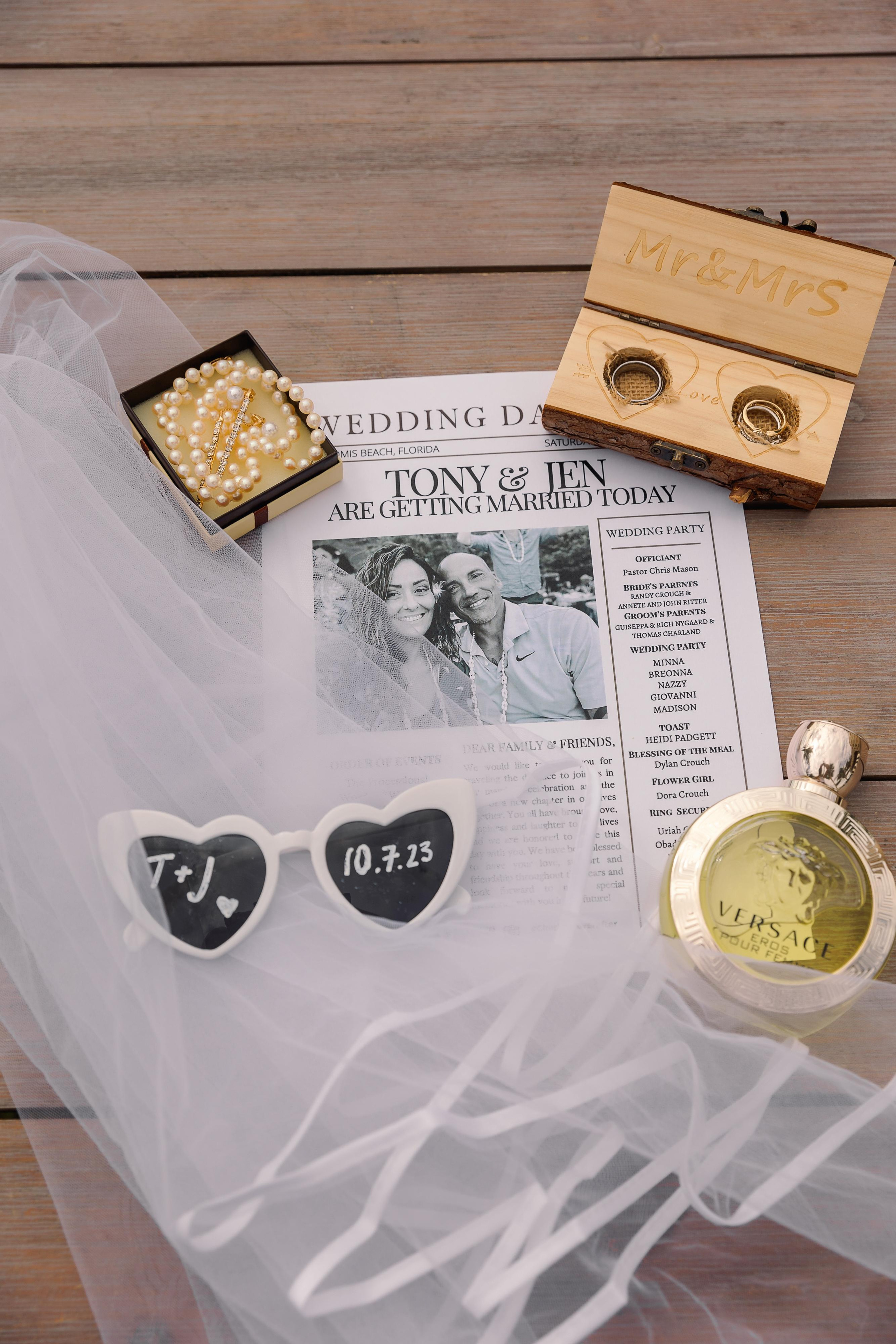 Wedding on the beach. Wedding photographer in Florida