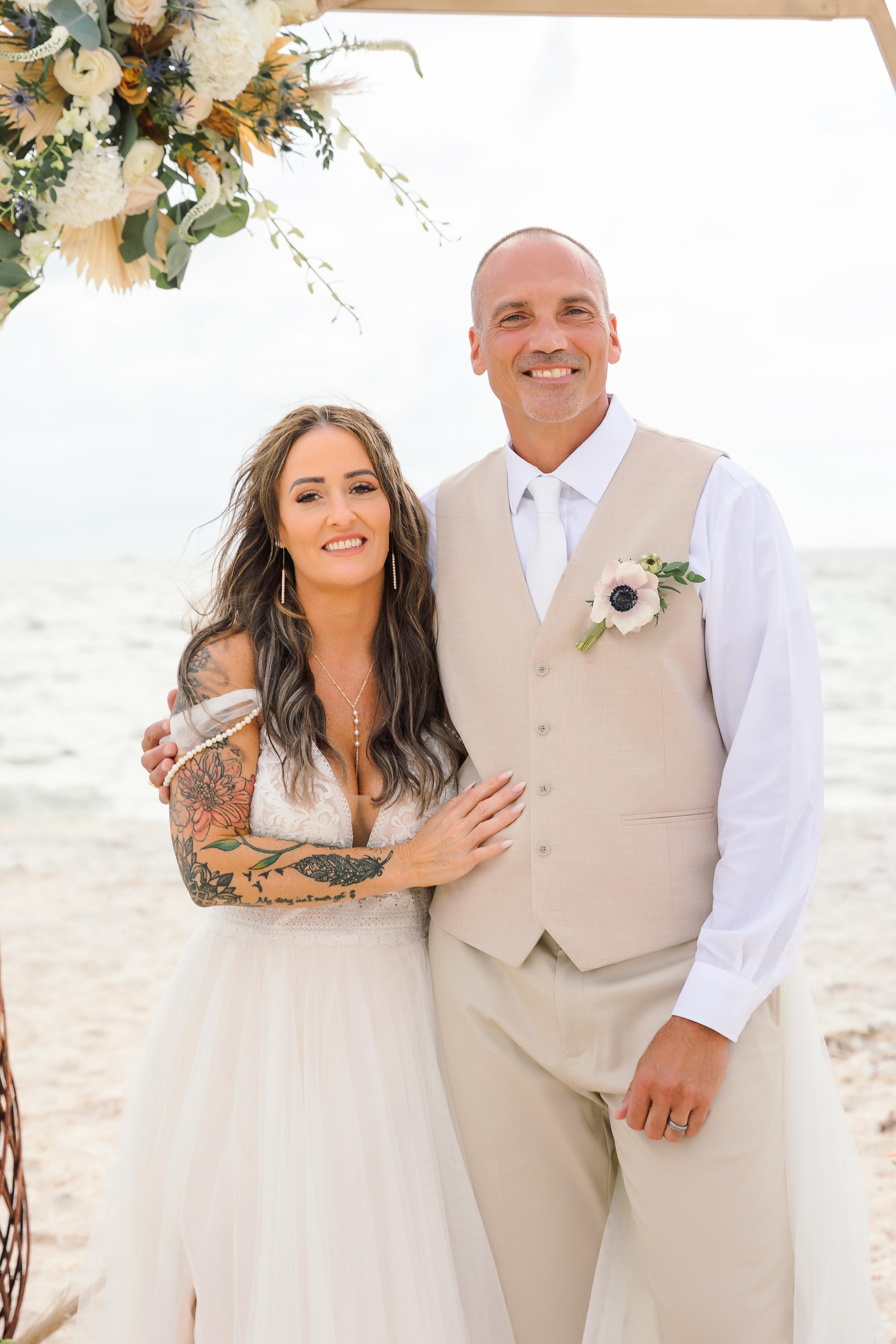 Wedding on the beach. Wedding photographer in Florida
