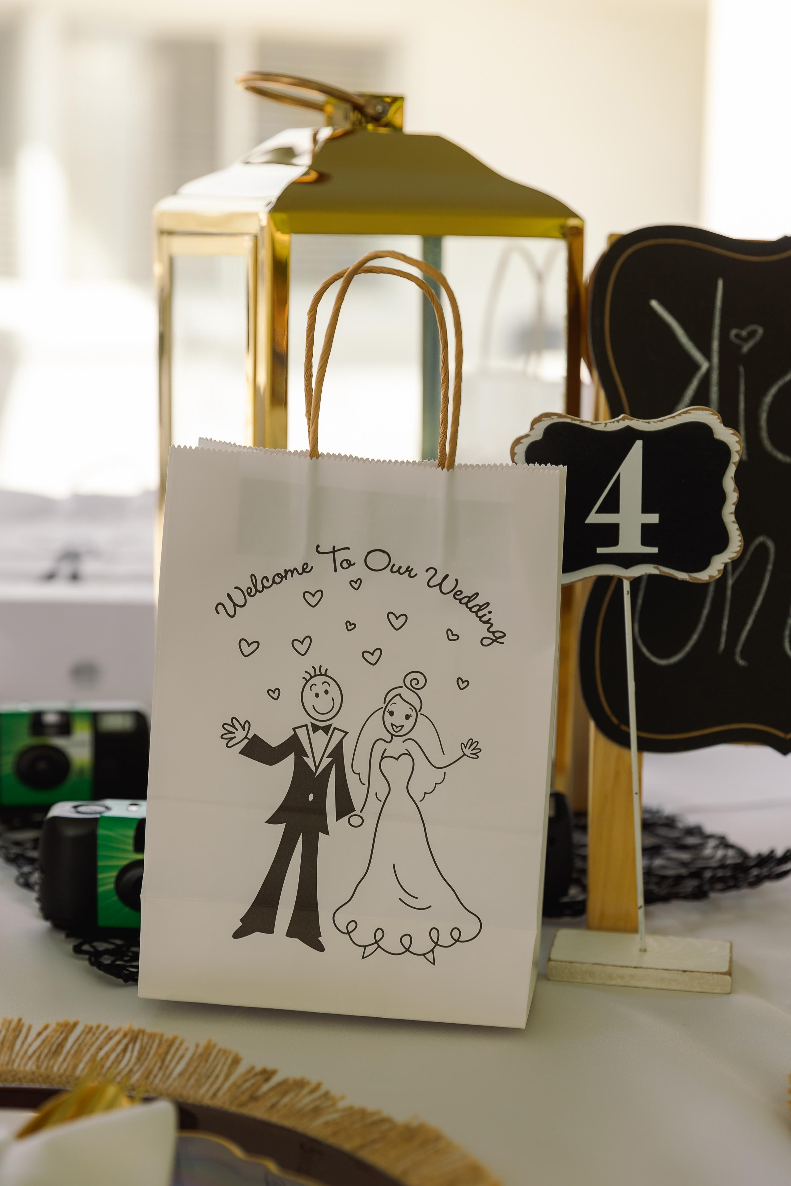 Wedding on the beach. Wedding photographer in Florida