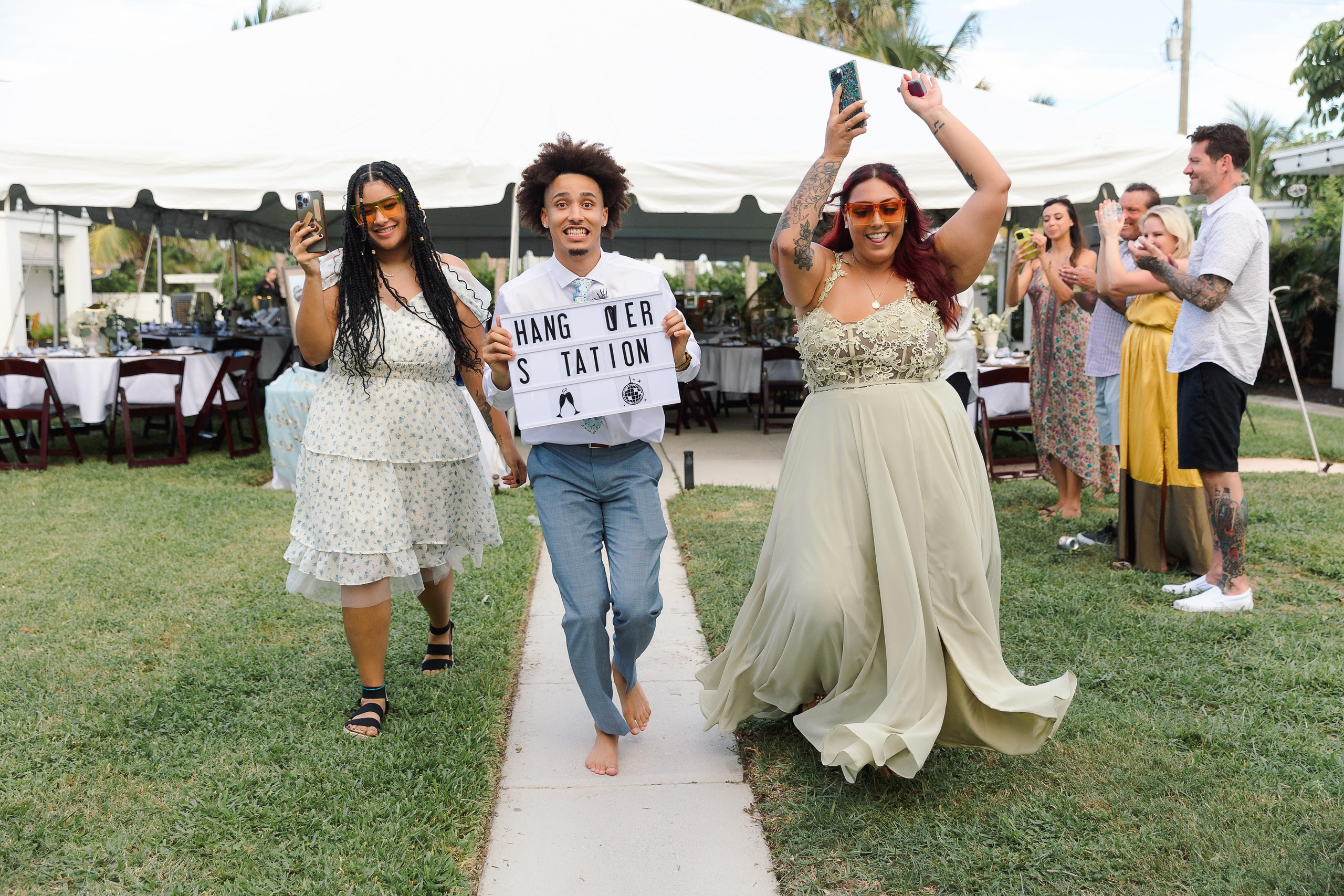 Wedding on the beach. Wedding photographer in Florida