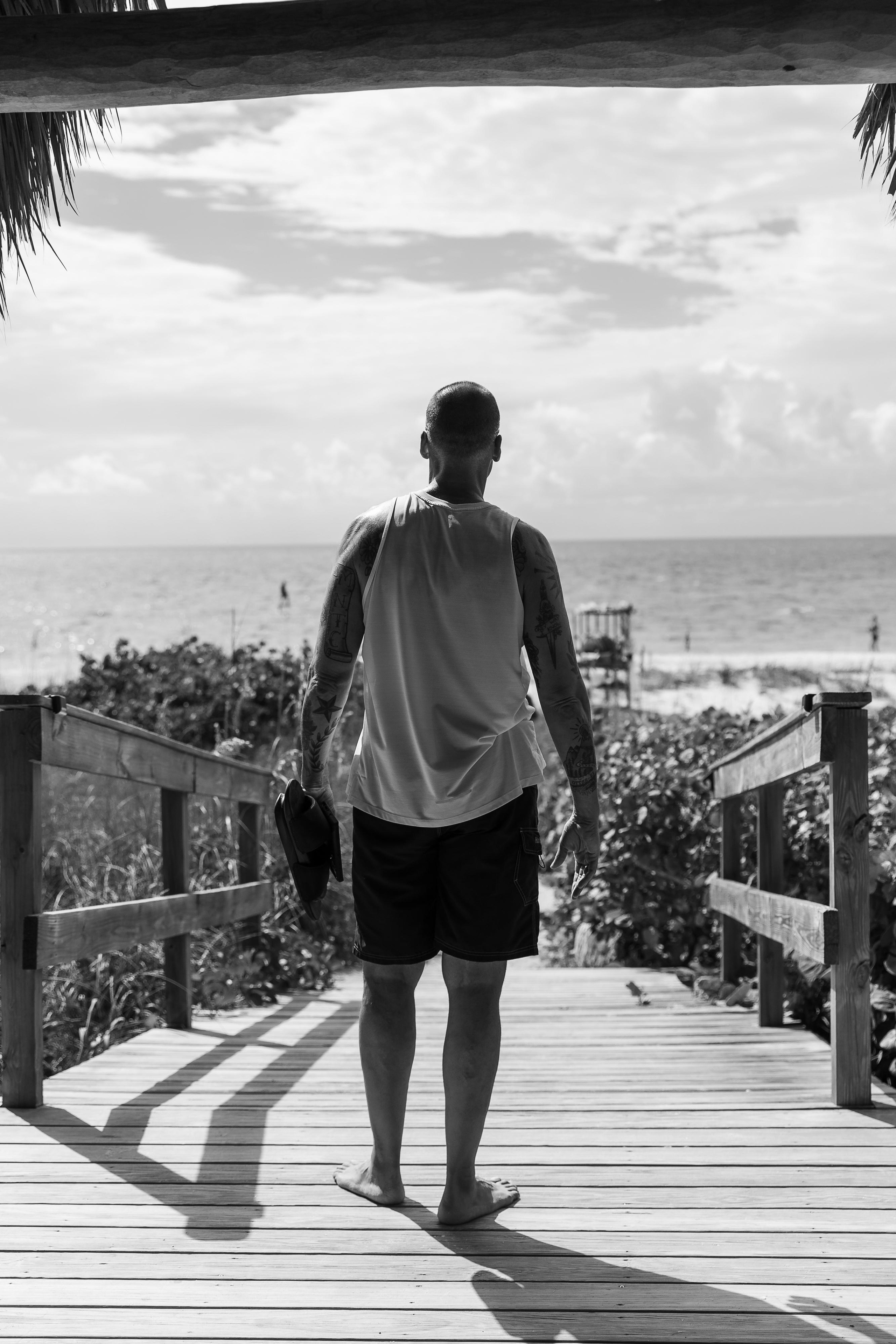 Wedding on the beach. Wedding photographer in Florida