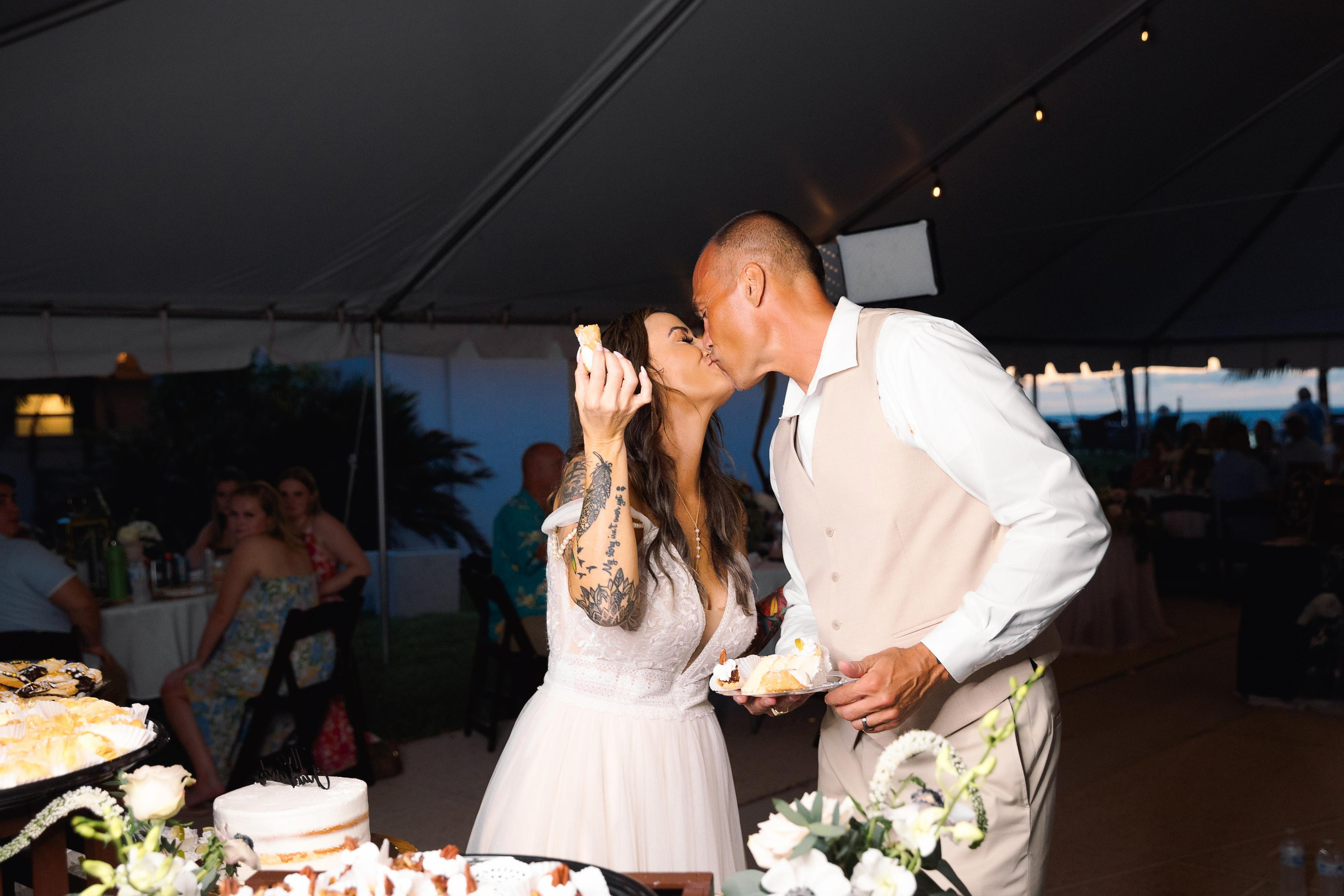 Wedding on the beach. Wedding photographer in Florida