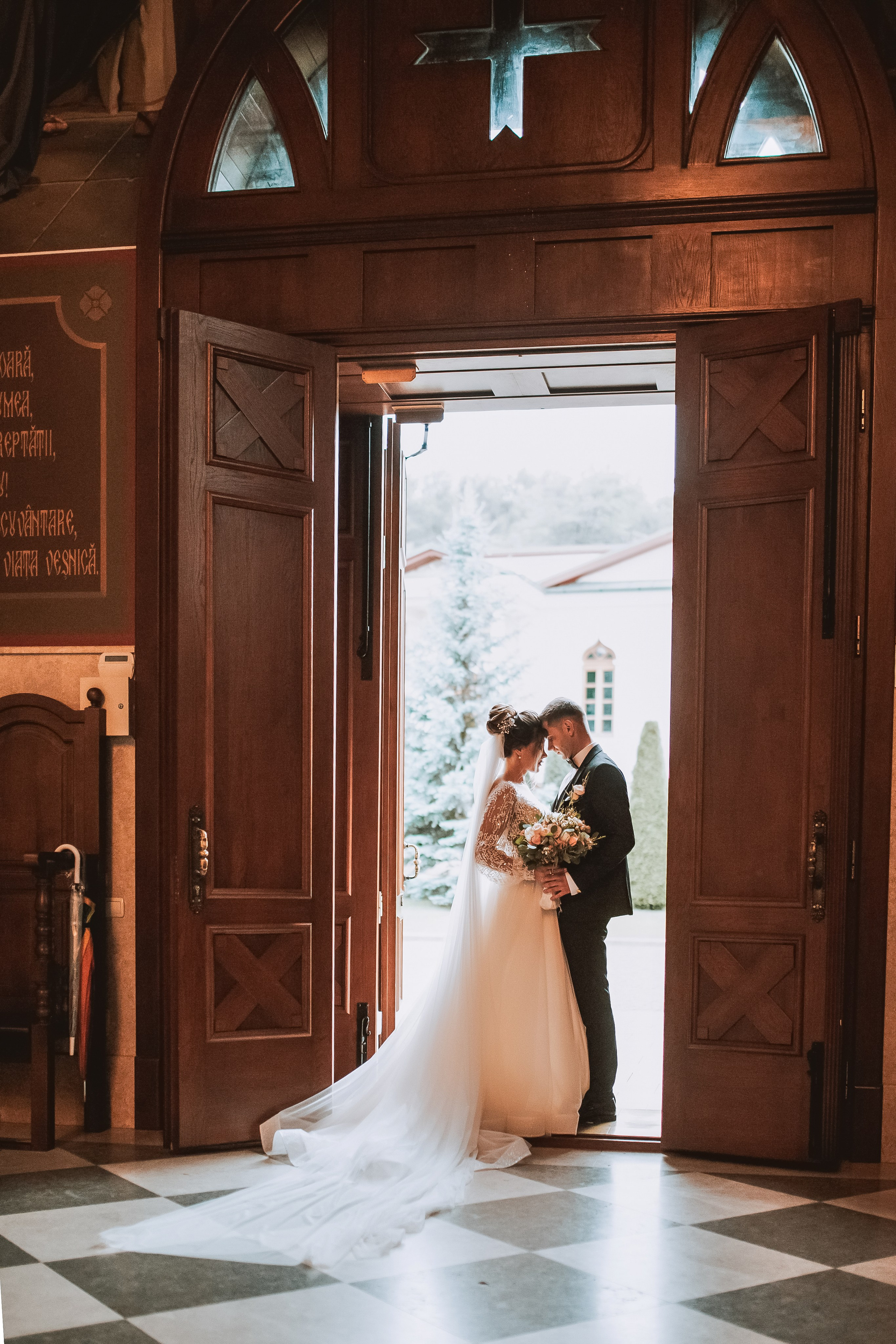 Silvia & Ion. Servicii Foto Video la Nunta Chisinau Moldova Europa Studio MagicFoto