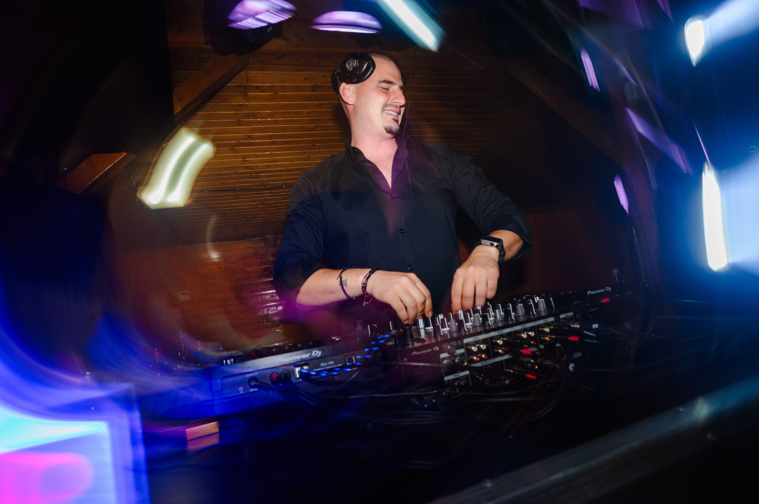 DJ. Erik Bagy | Fotograf de Nuntă