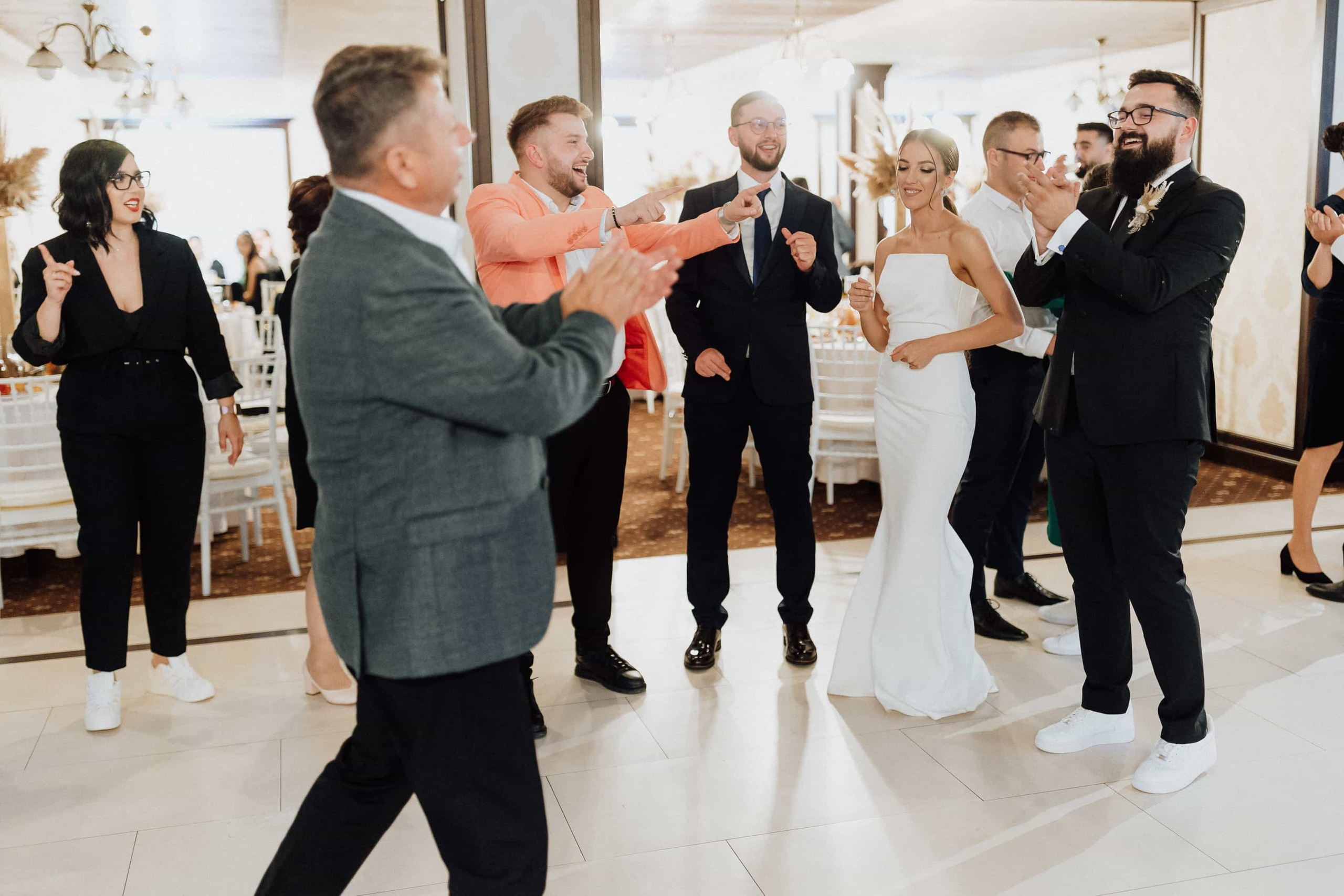 Stefanel & Elena. MovieFrames.ro