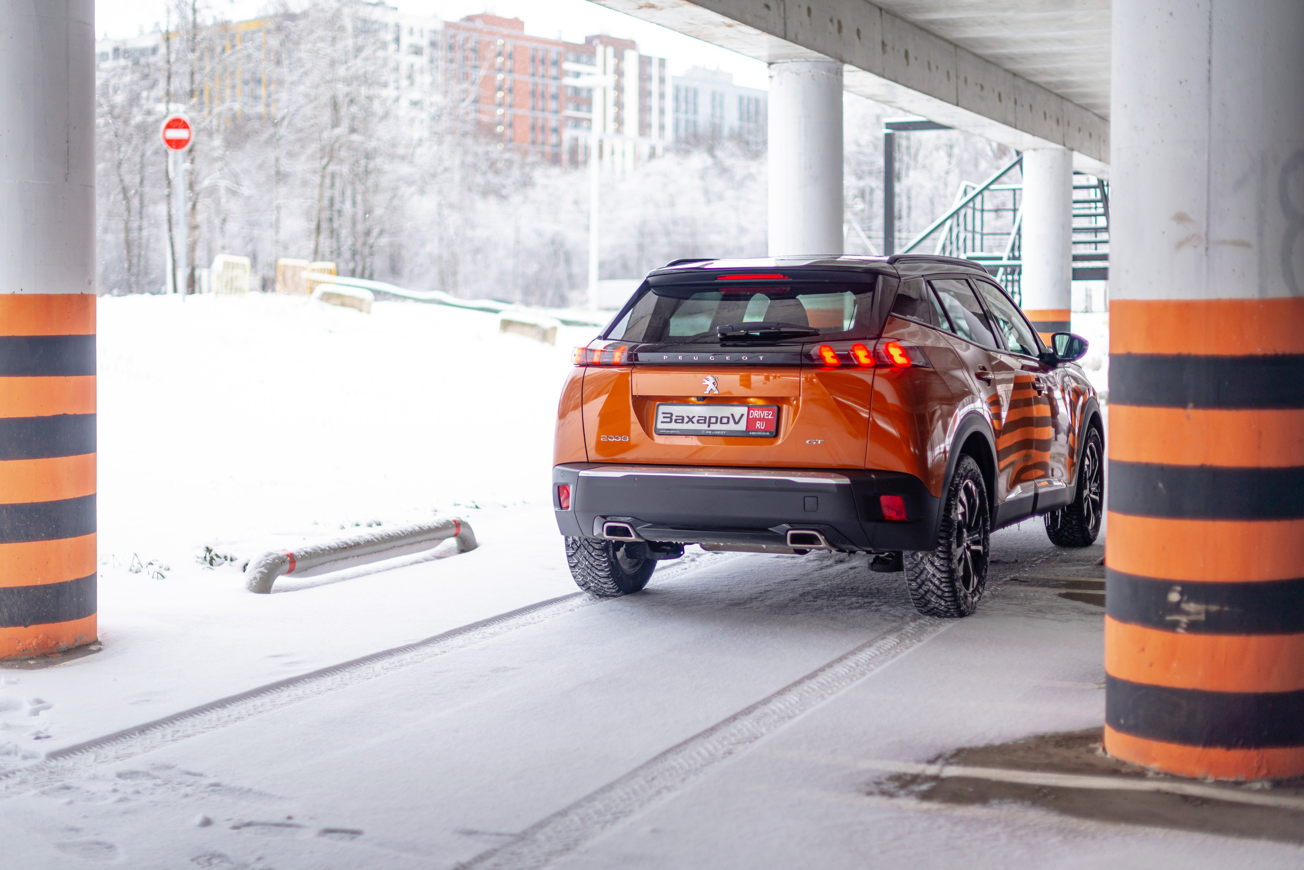 Фотосъемка автомобиля Peugeot 2008 GT. ФОТОГРАФ МЕКСИКА КИНТАНА-РОО