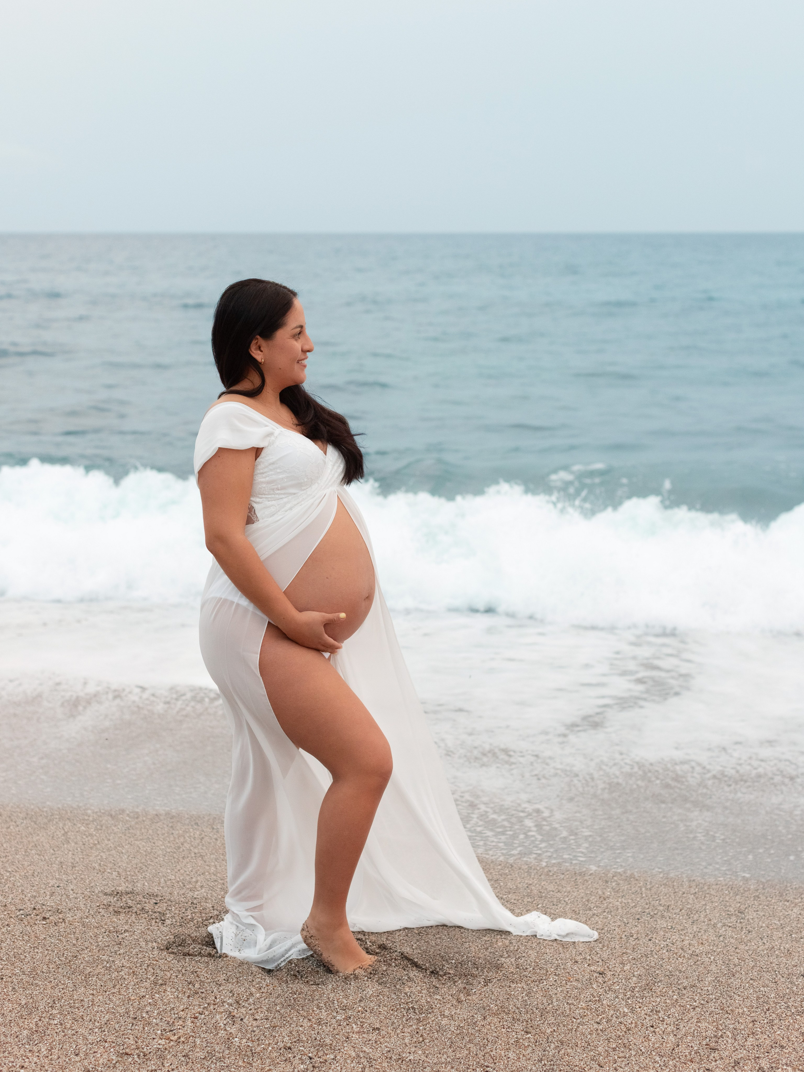 PLAYA EMBARAZO. Fotografía de Embarazo, Familia e Infantil en Almería Elena Espig