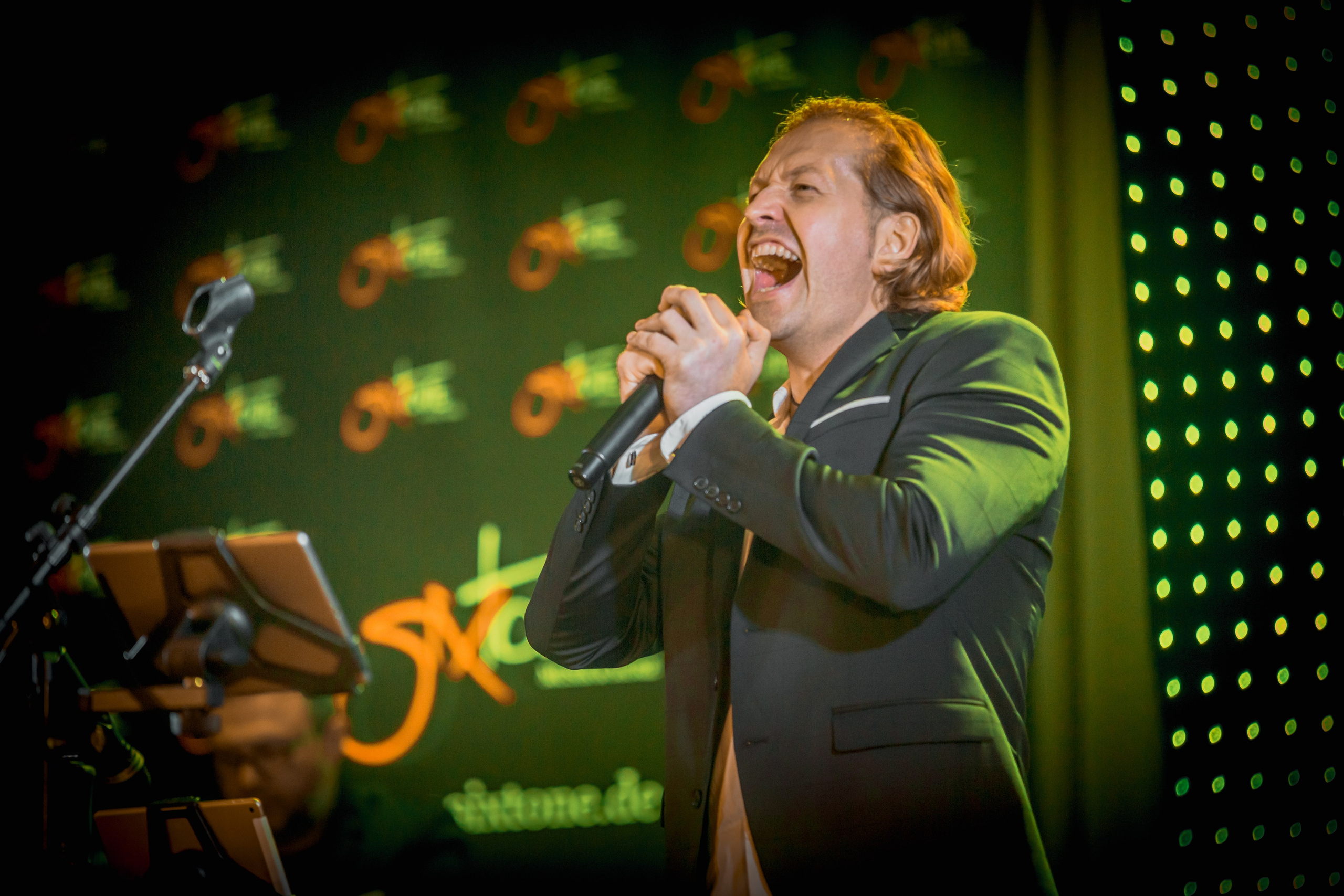 Musikerfotos. Photographer Sergej Nevelskij in Dortmund — Emotional wedding films and Fotos, real estate photography & custom photo books