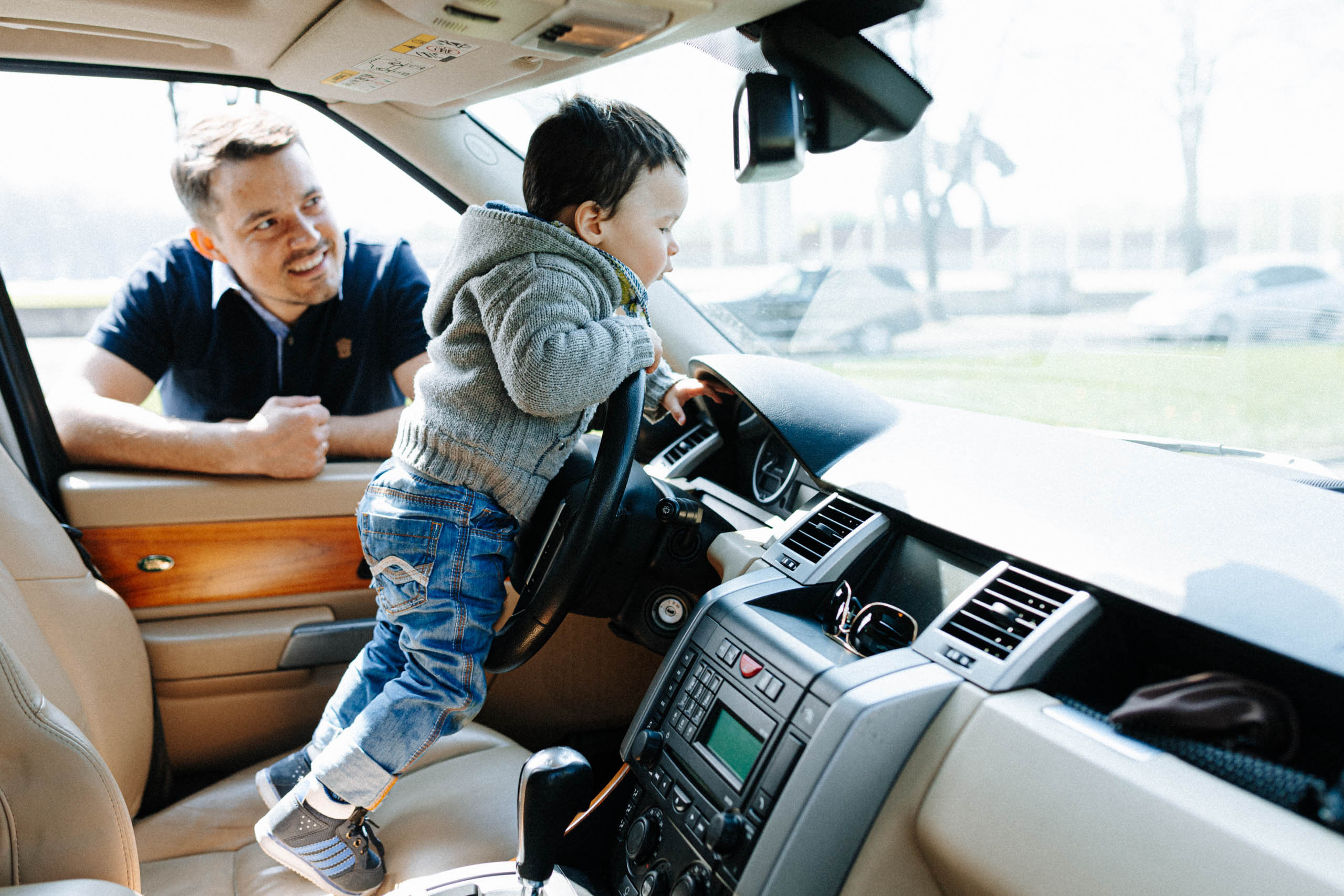 ĢIMENES FOTOSESIJA PILSĒTĀ