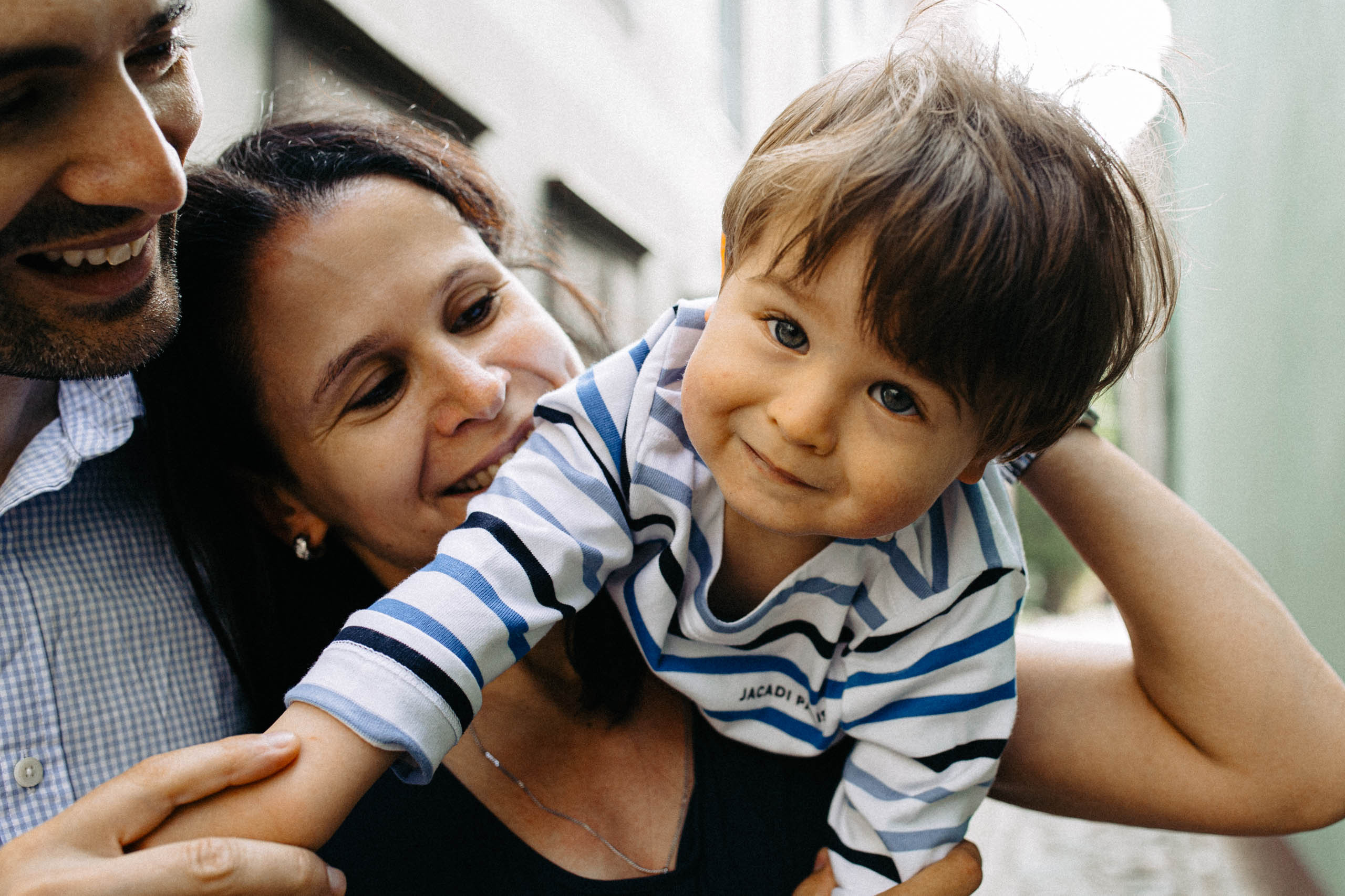 ĢIMENES FOTOSESIJA PILSĒTĀ