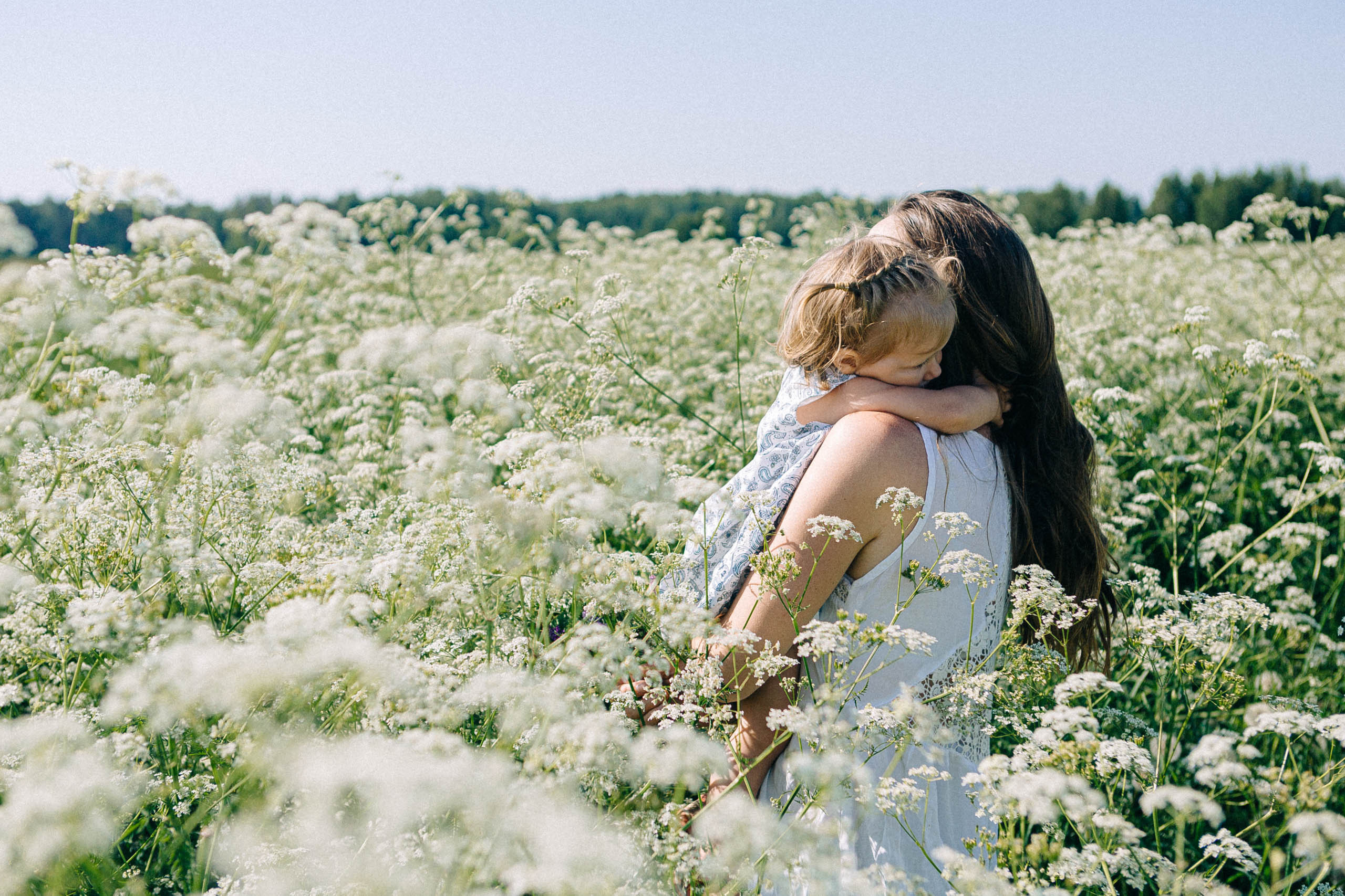 ĢIMENES FOTOSESIJĀM DABĀ