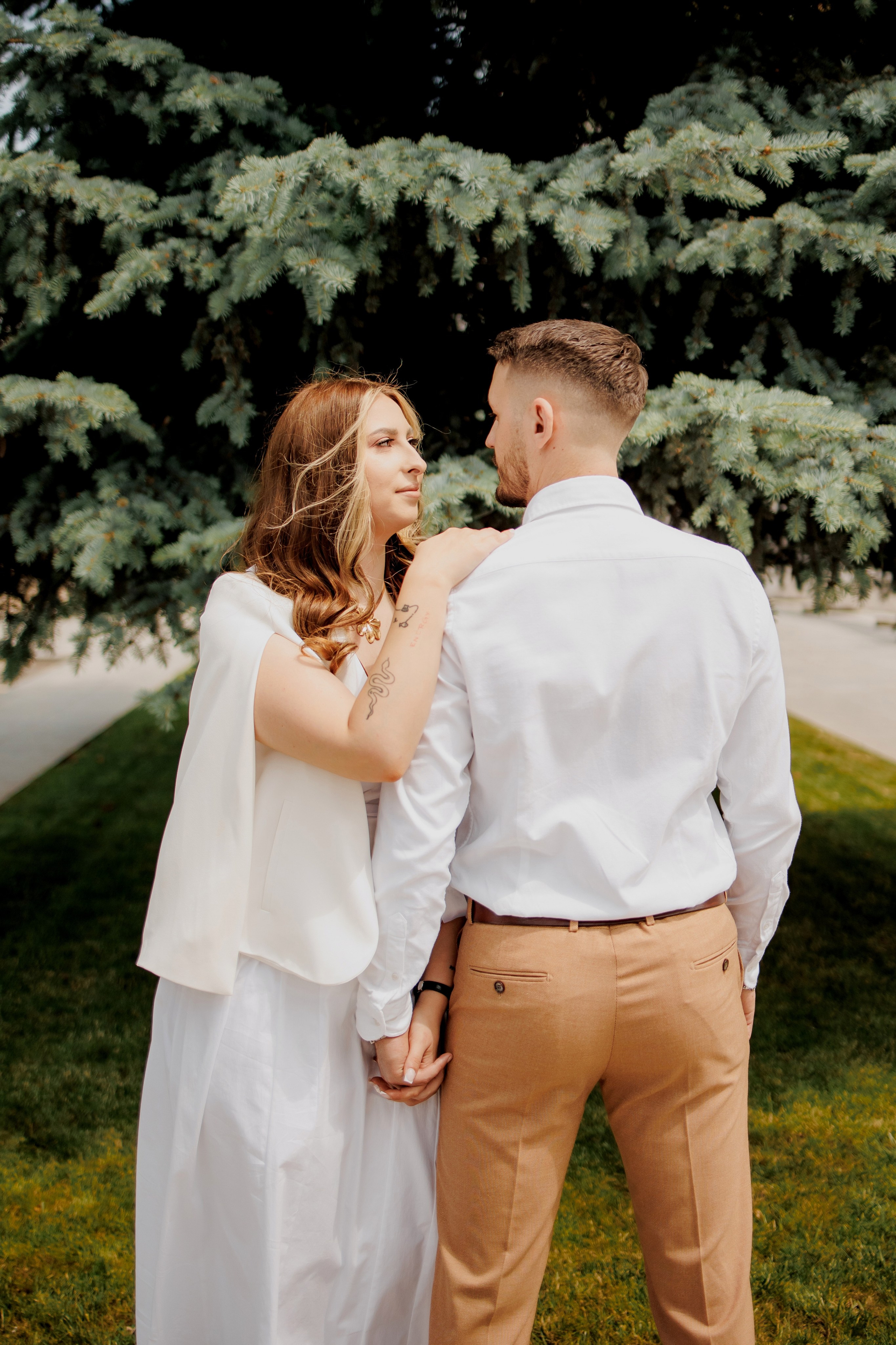 Alexandra & Stefan. Wedding Photographer, based in Iasi, Romania, but will travel all over the globe to make sure you look amazing in all your wedding photos