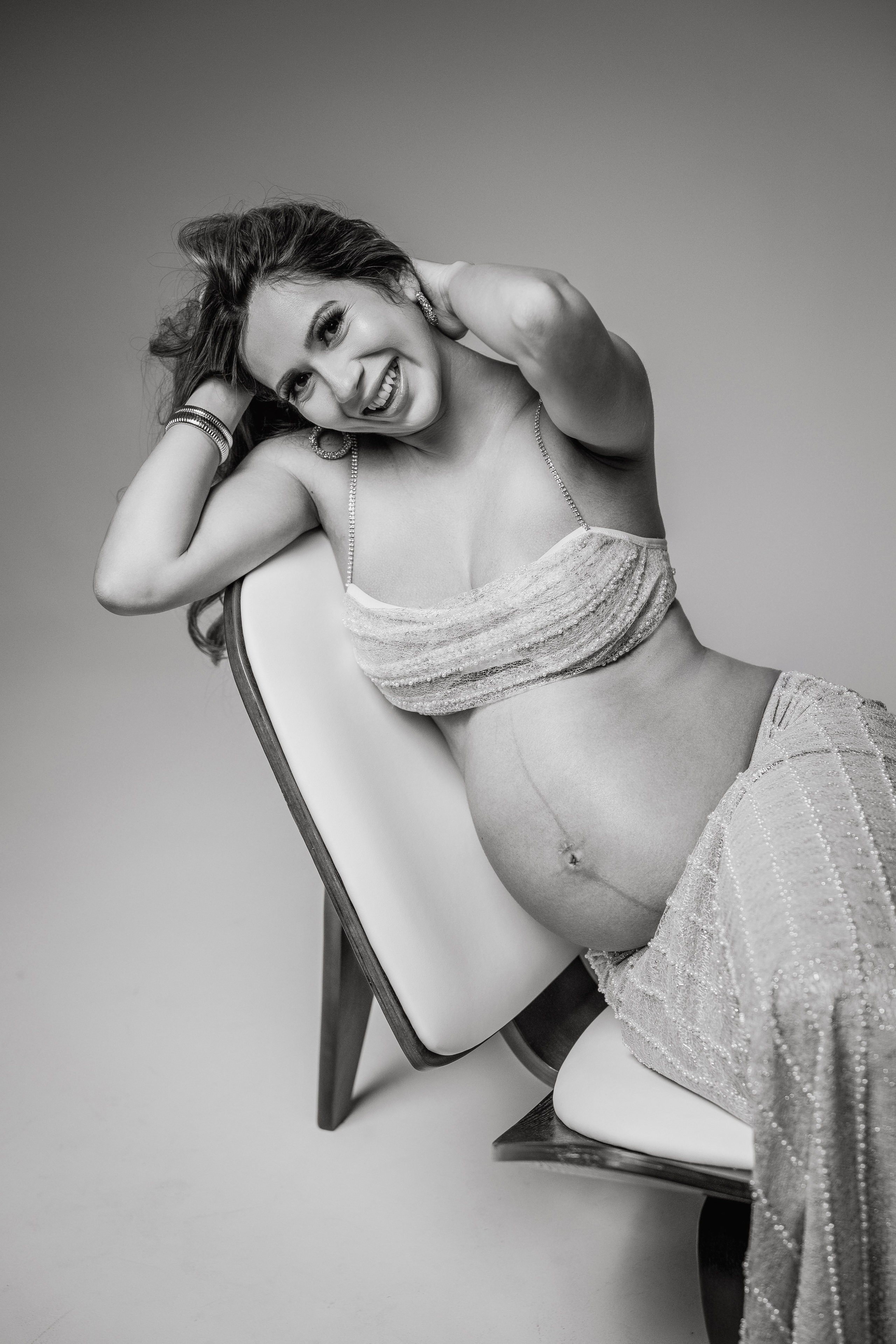 Elegant Maternity Photography – Artistic & Draped Fabric Studio Session. Alisa Tant — Family and newborn photographer Bucks County, Montgomery county, Philadelphia, NJ