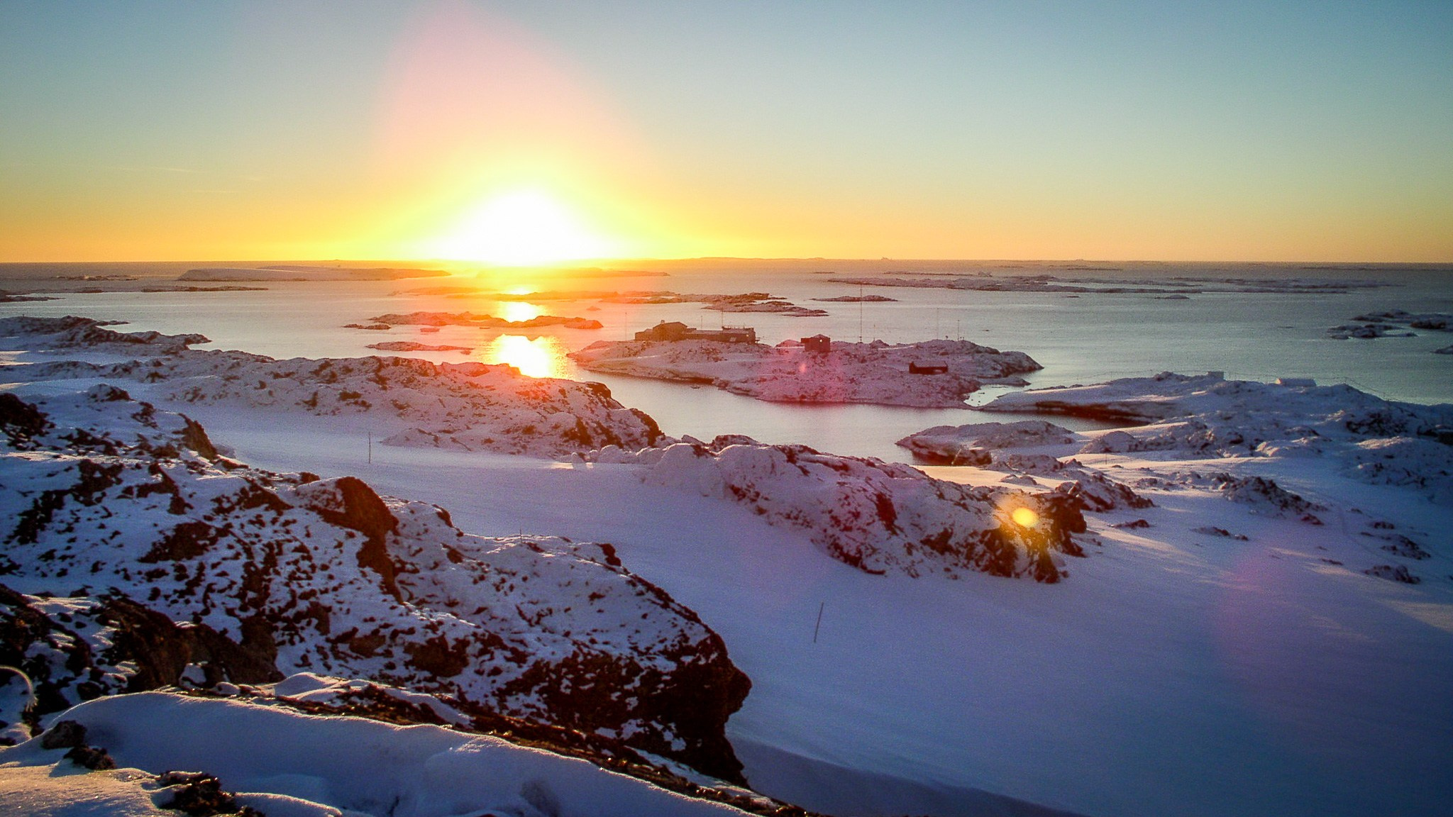 ANTARCTICA / 2004. Reportage concert portrait photography in the San Francisco Bay Area