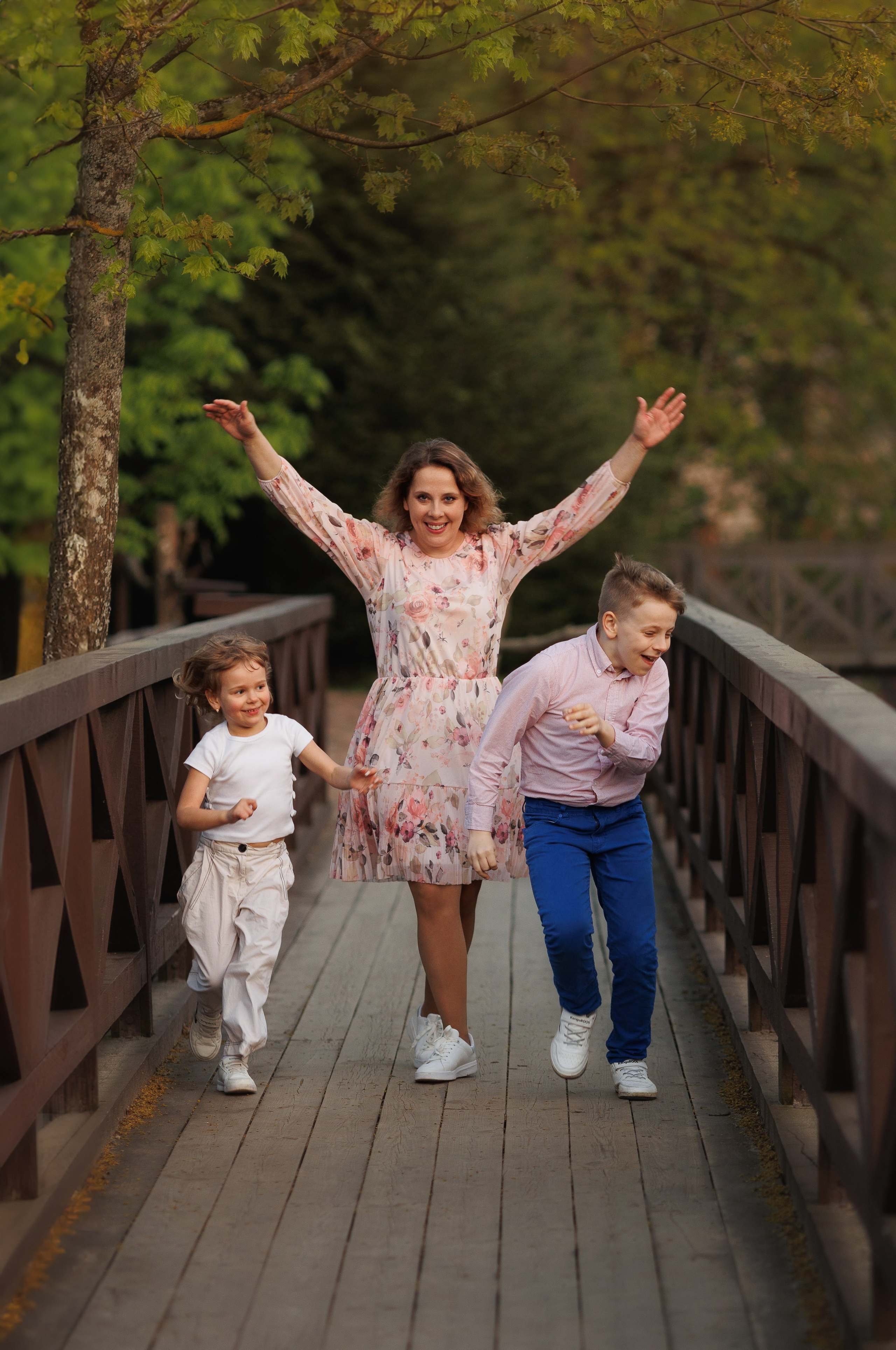 Рядом с мамой. Family photographer in Vilnuis Svetlana Naumova