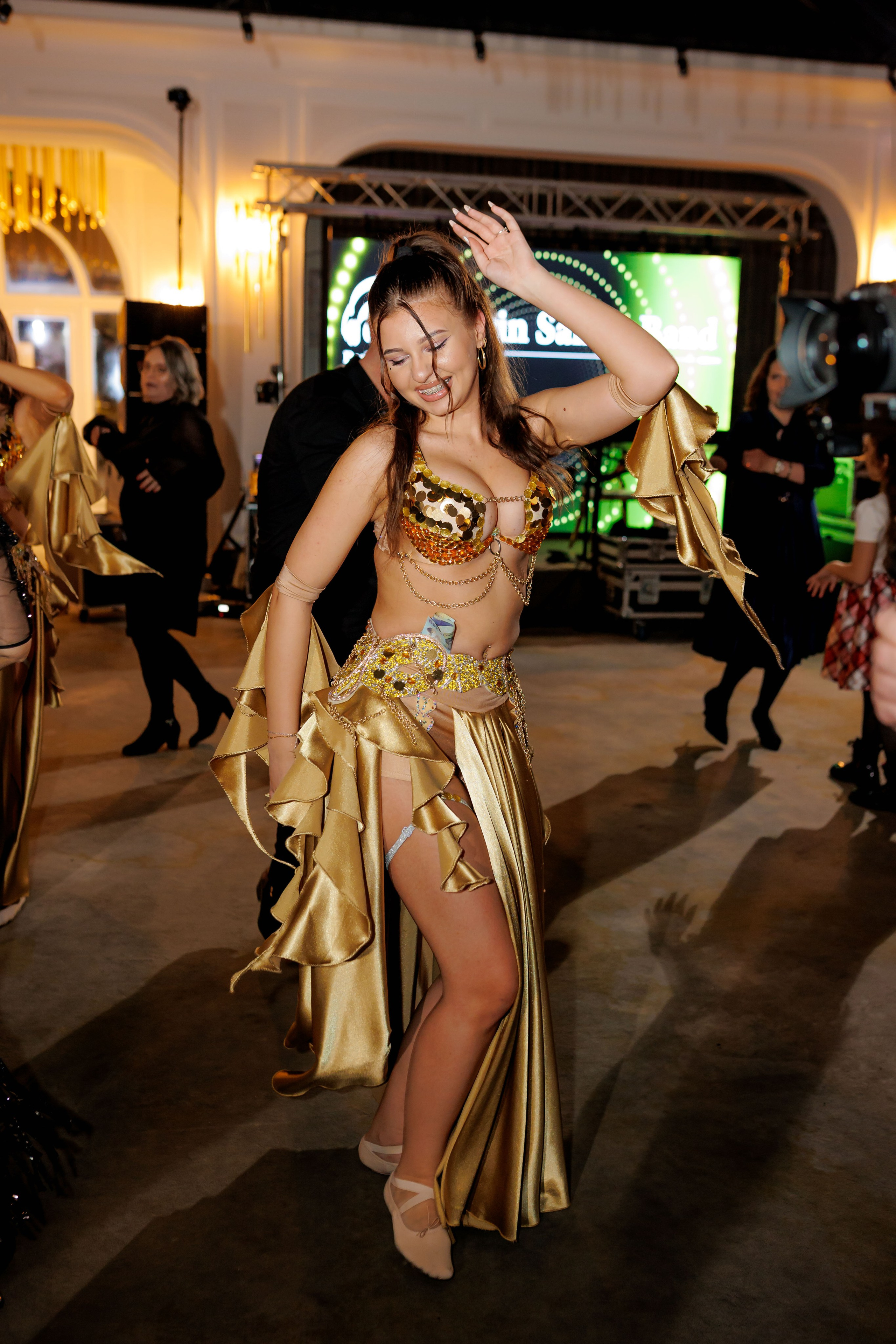 Povestea voastră, regizată de noi |Cristi Turculet Videograf Nuntă Suceava | wedding highlight. Servicii foto-video profesionale, pentru momente de neuitat