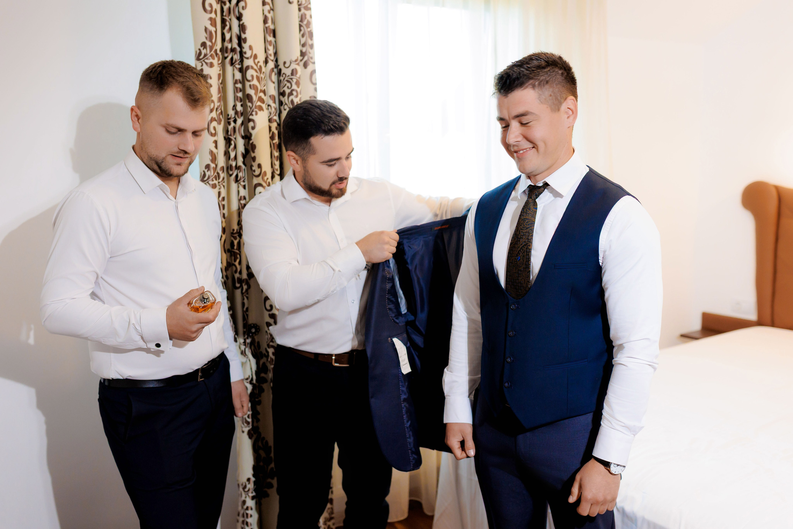 Loredana & Emilian – Ziua Nunții | Videografie - fotografie Botez Suceava, Iași, Botoșani. Servicii foto-video profesionale, pentru momente de neuitat