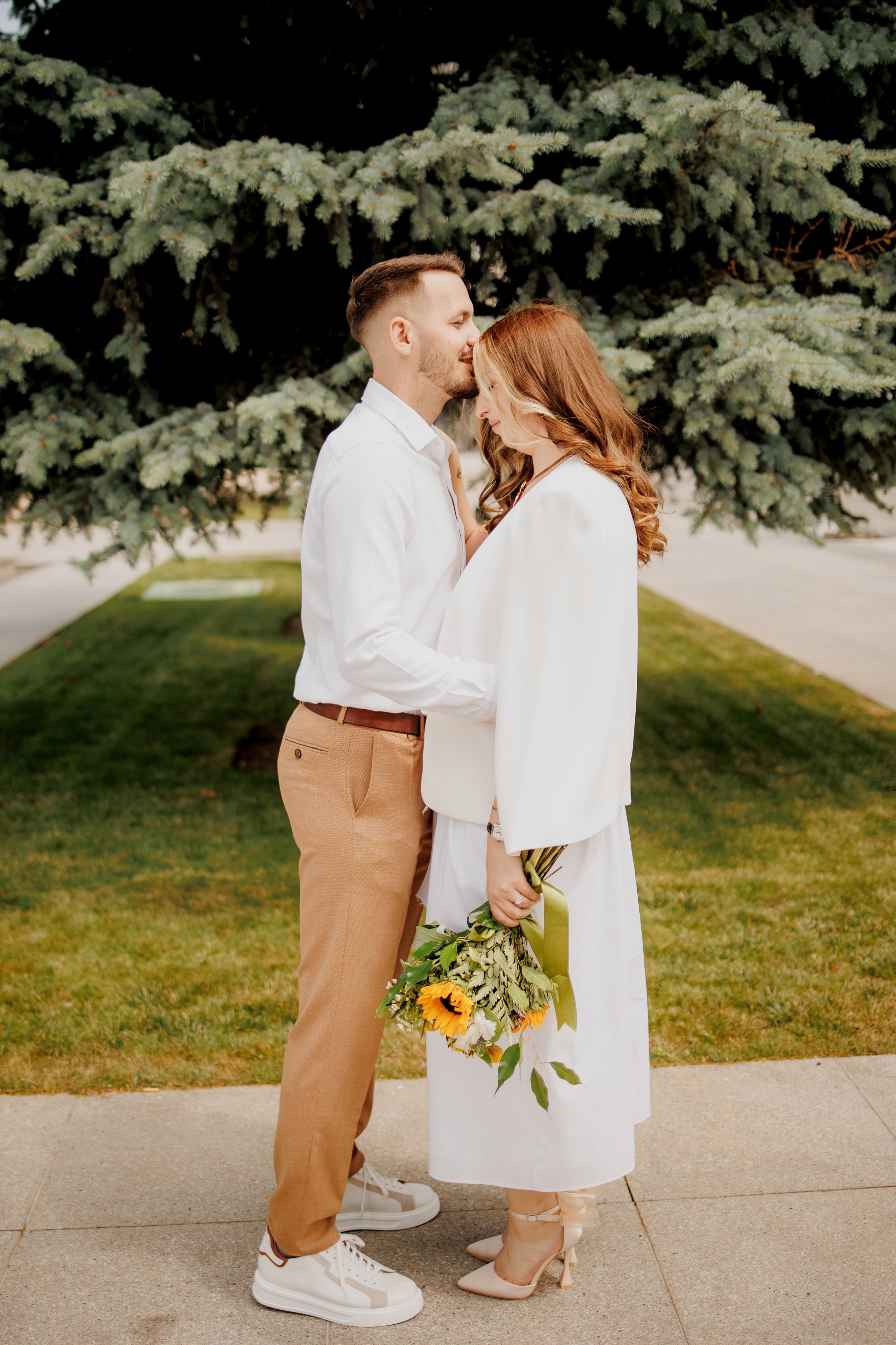 Alexandra & Stefan. Wedding Photographer, based in Iasi, Romania, but will travel all over the globe to make sure you look amazing in all your wedding photos
