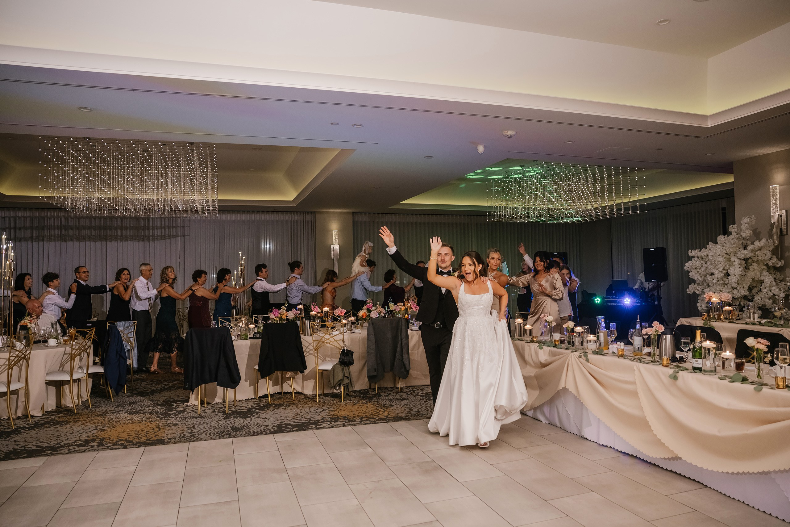 09.06.2025 Wedding. Wedding family event photographer in Chicago Nick Yushevich