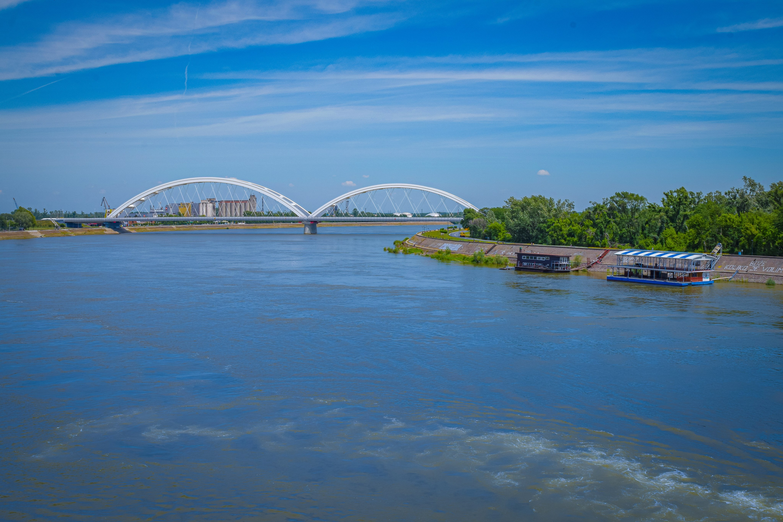 Петроварадин - галерија на продају. Викторија Федосеенко, фотограф у Србији