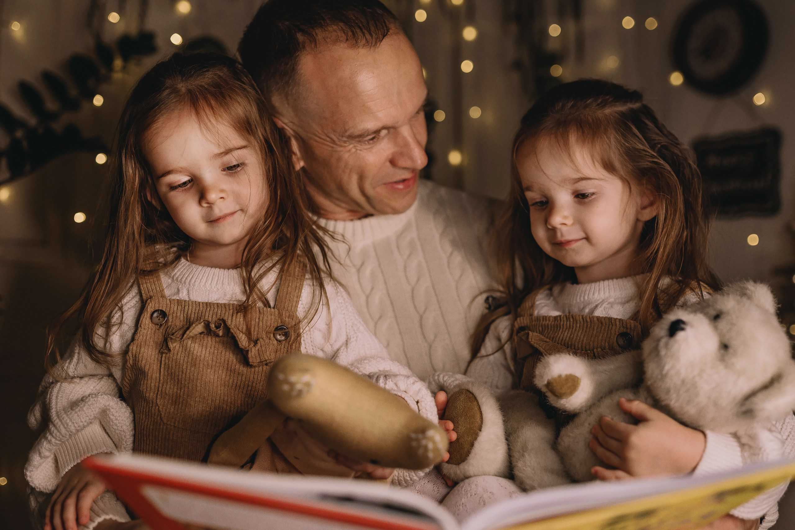 11.26.2025 Christmas Photoshoot. Wedding family event photographer in Chicago Nick Yushevich