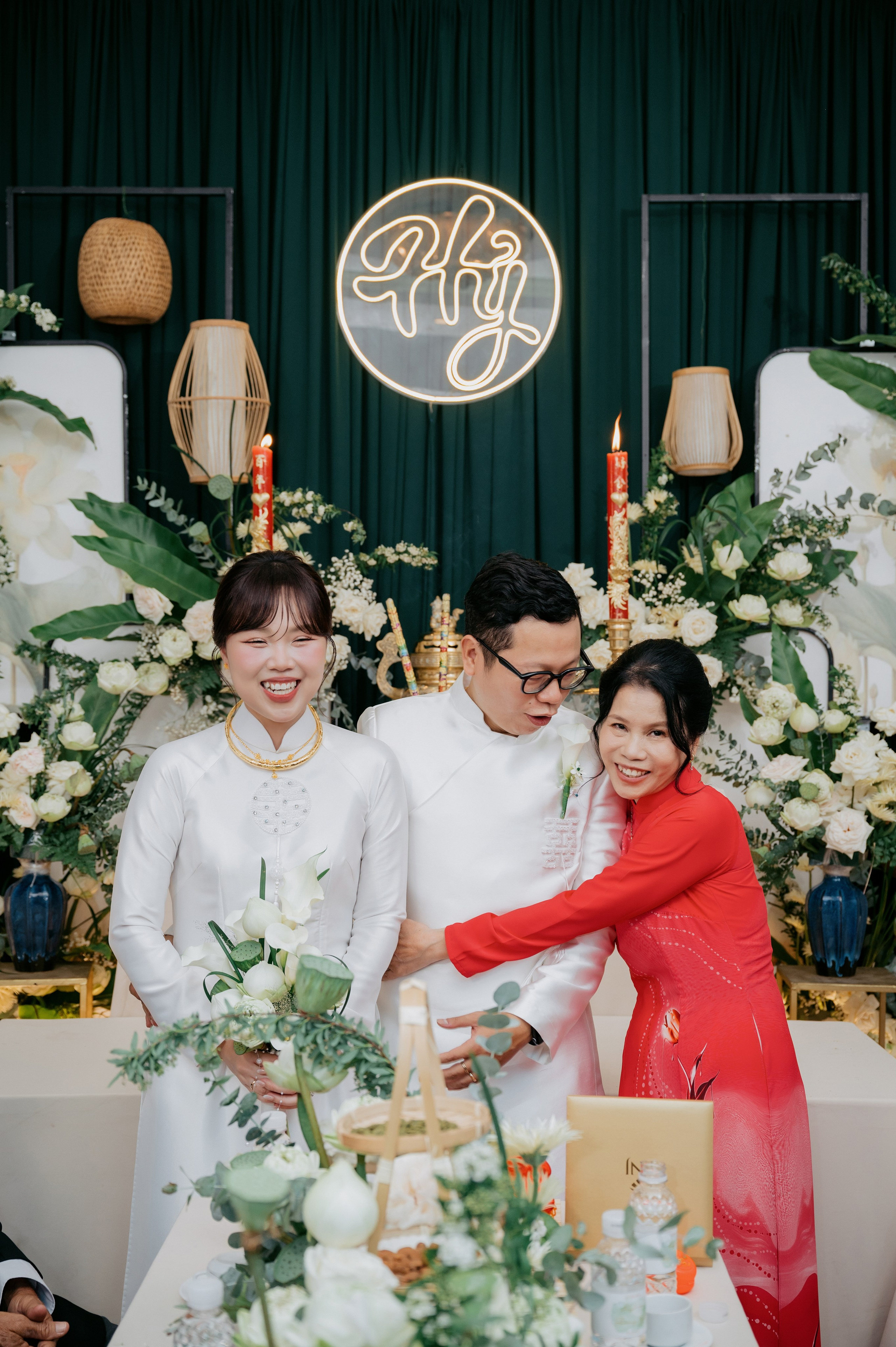 LÊ HÙNG & PHƯƠNG NGHI. Nhiếp ảnh gia đám cưới hàng đầu tại Thành Phố Hồ Chí Minh