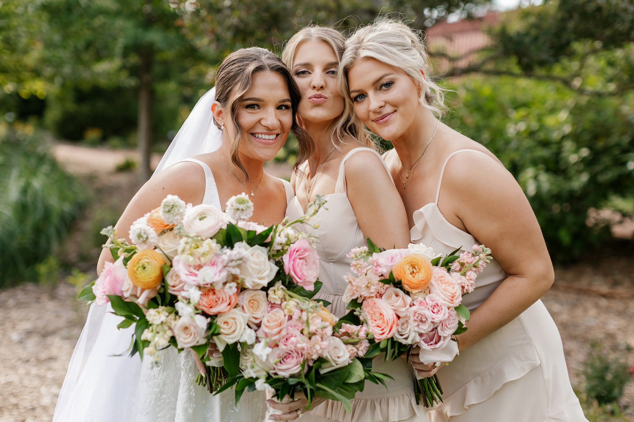 09.06.2025 Wedding. Wedding family event photographer in Chicago Nick Yushevich