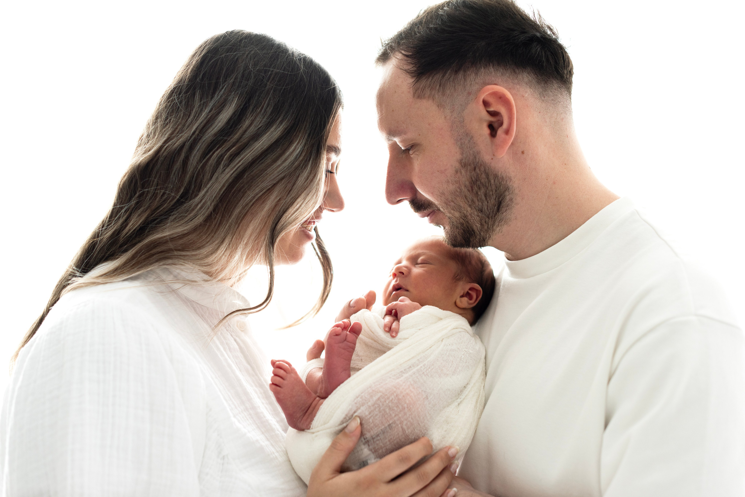 Newborn. Fotograf de nou-nascuti, maternitate si familie din Brasov