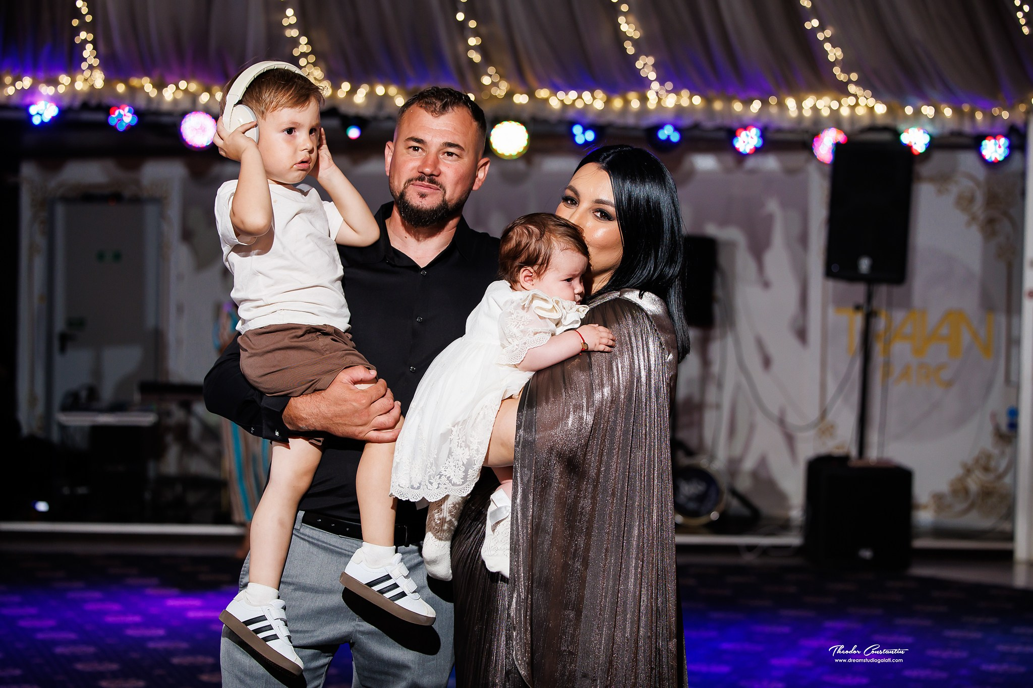 Botez. Dream Studio Galați – ședințe foto profesionale pentru familie, portrete și evenimente