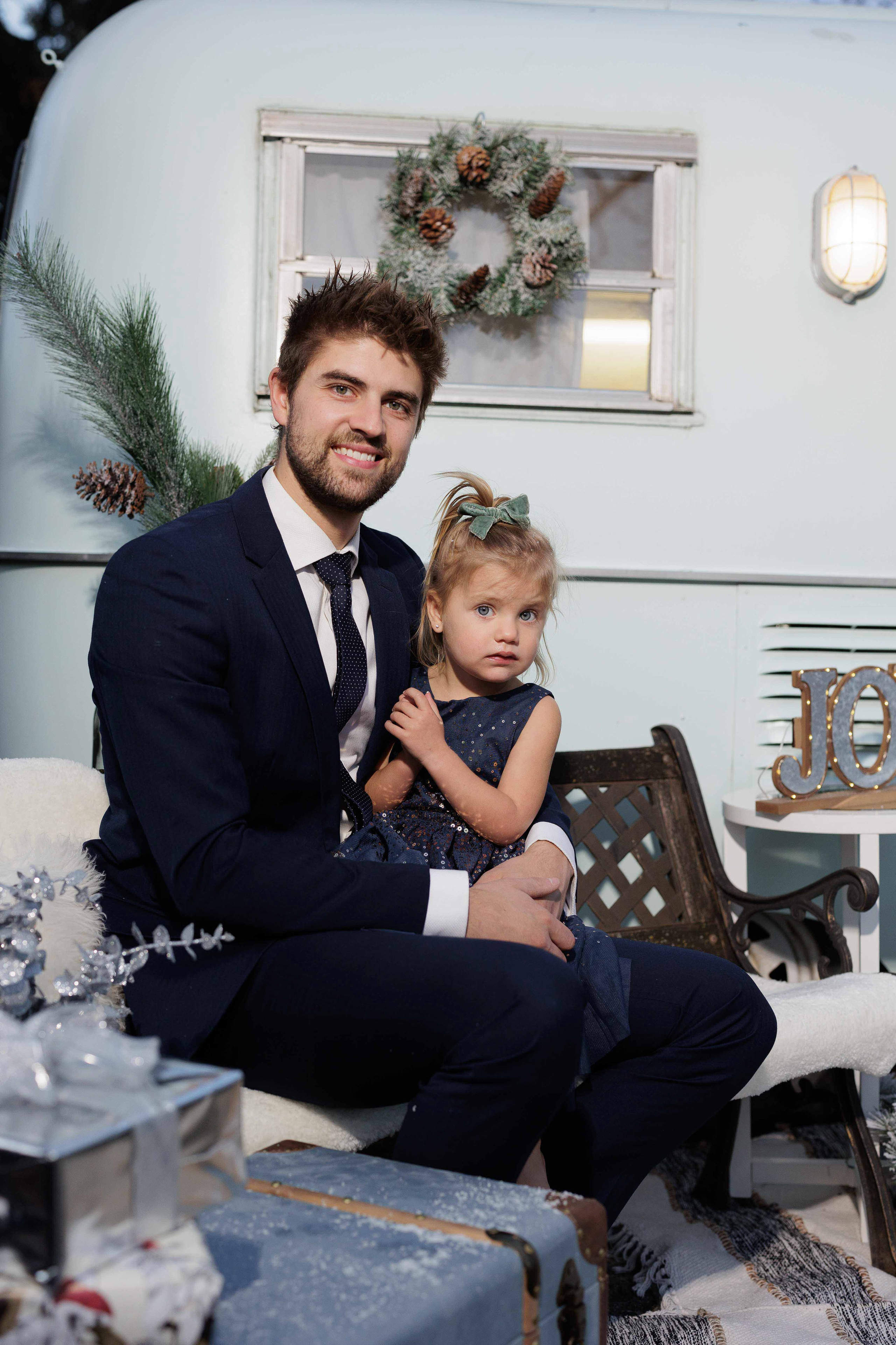 Stacey&Jason (Christmas). Wedding Photographer in Winnipeg — Cinematic & Timeless by Vitiuk Photography