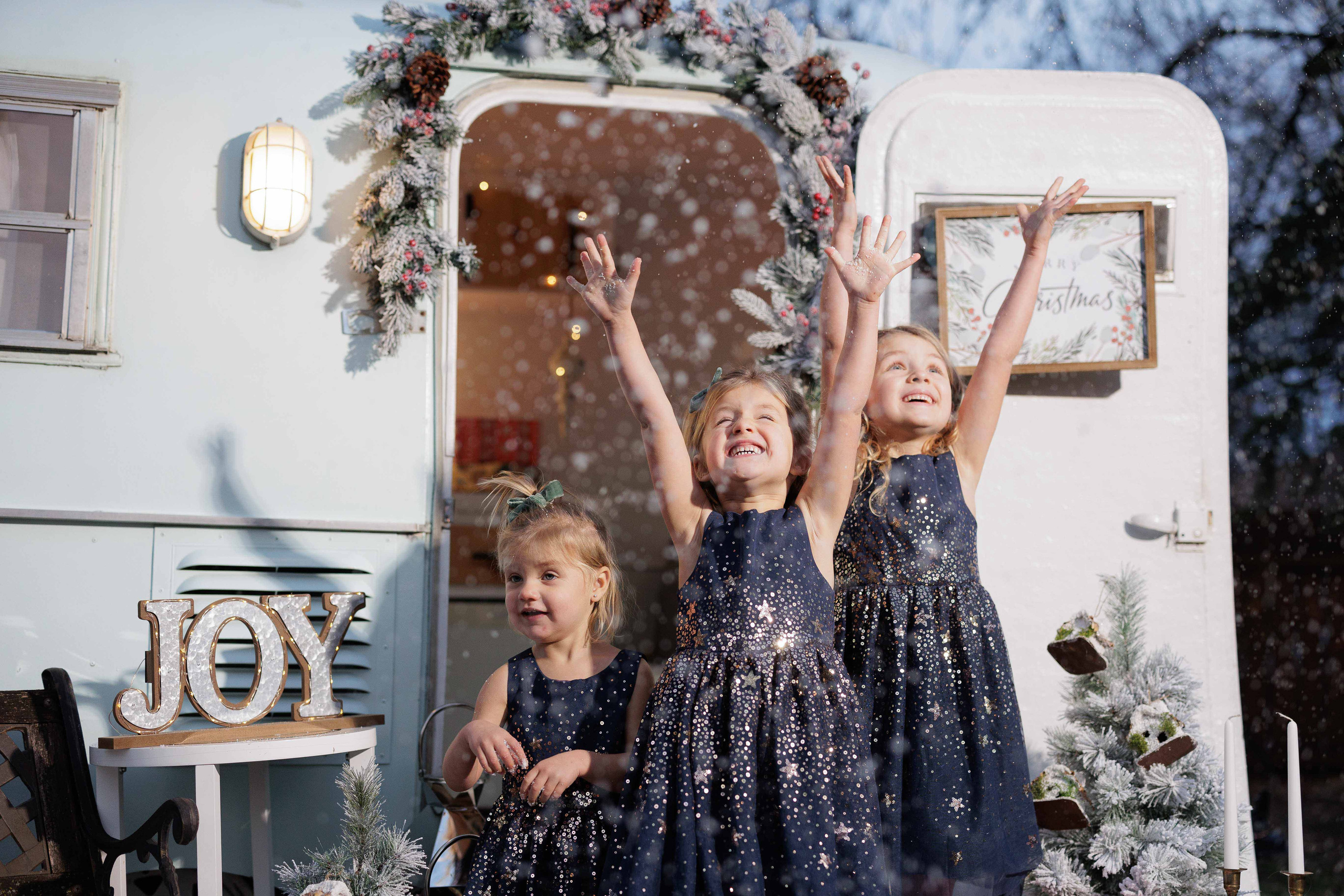 Stacey&Jason (Christmas). Wedding Photographer in Winnipeg — Cinematic & Timeless by Vitiuk Photography