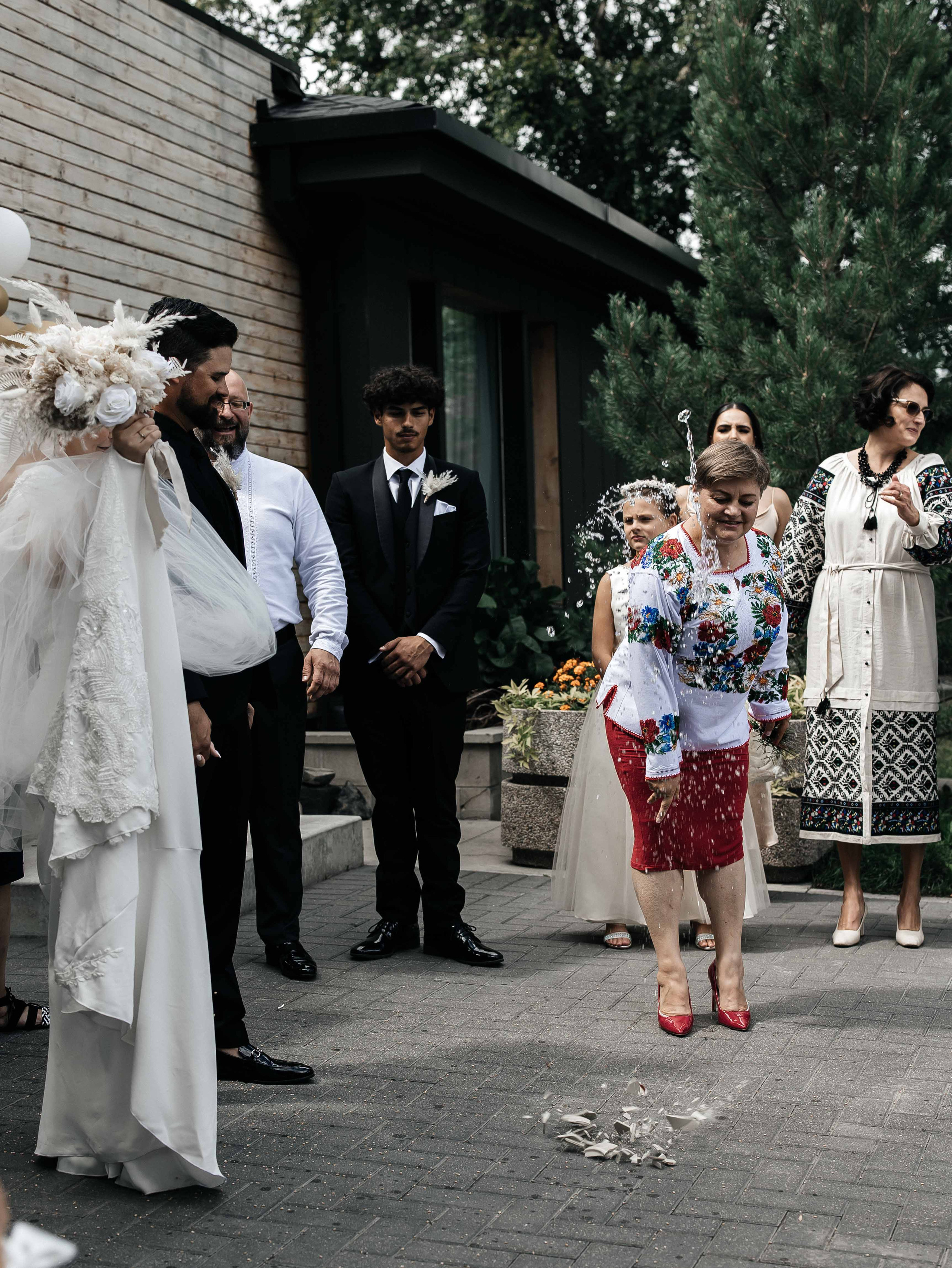 Khrystyna & Zachary (Winnipeg Art Gallery). Wedding Photographer in Winnipeg — Cinematic & Timeless by Vitiuk Photography