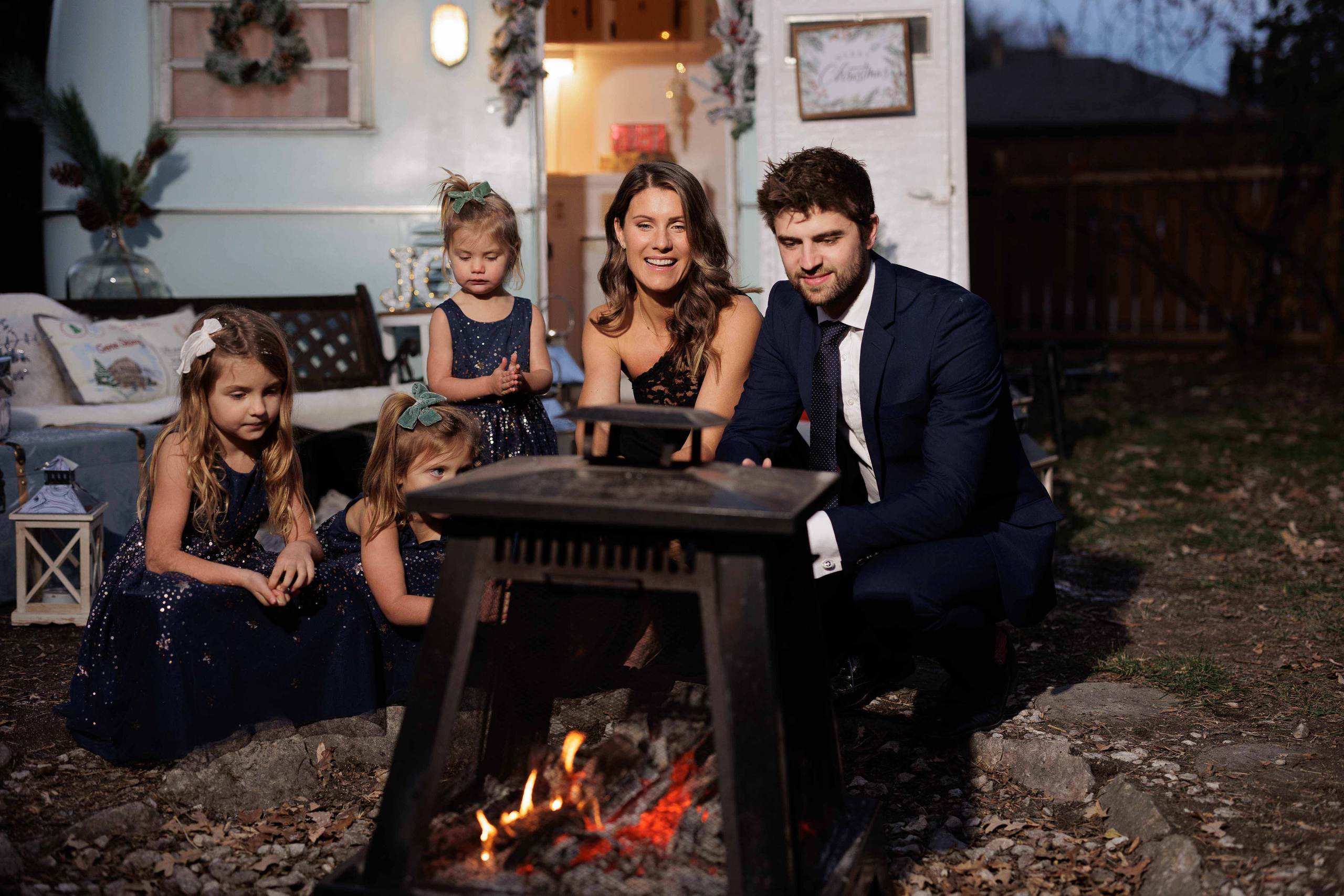 Stacey&Jason (Christmas). Wedding Photographer in Winnipeg — Cinematic & Timeless by Vitiuk Photography