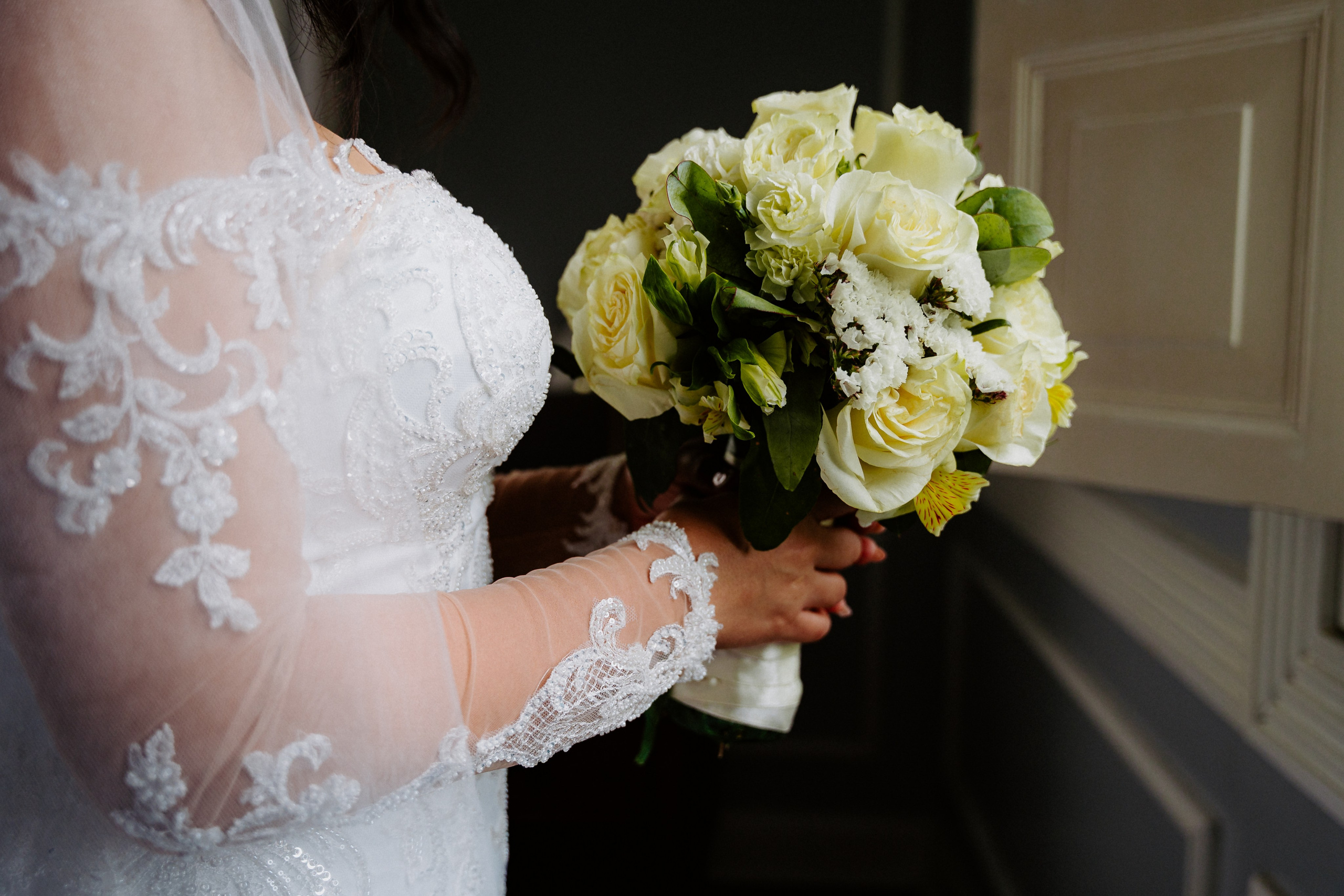 Perspectiva de la novia. Fotógrafo de Bodas en Lima | Ronhy Altamirano. Fotografía narrativa y cinematográfica para bodas, quinceañeras y eventos exclusivos