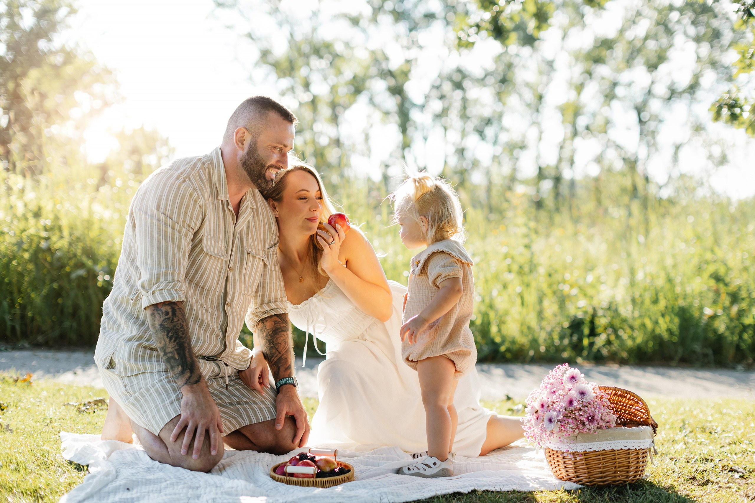 08.21.25 Family Photoshoot. Wedding family event photographer in Chicago Nick Yushevich