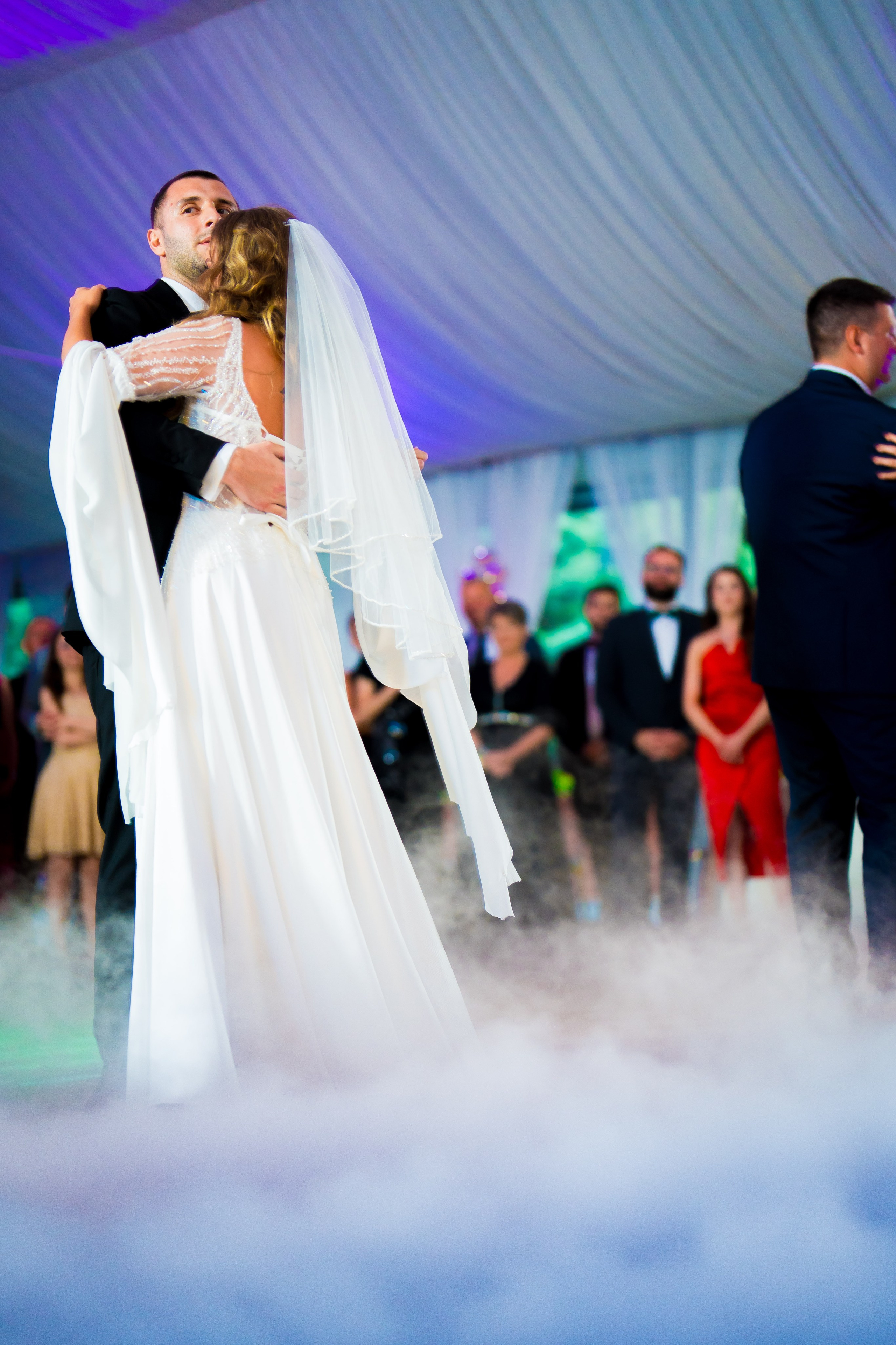 PARTY. Gabriel Florea — Fotograf nuntă București