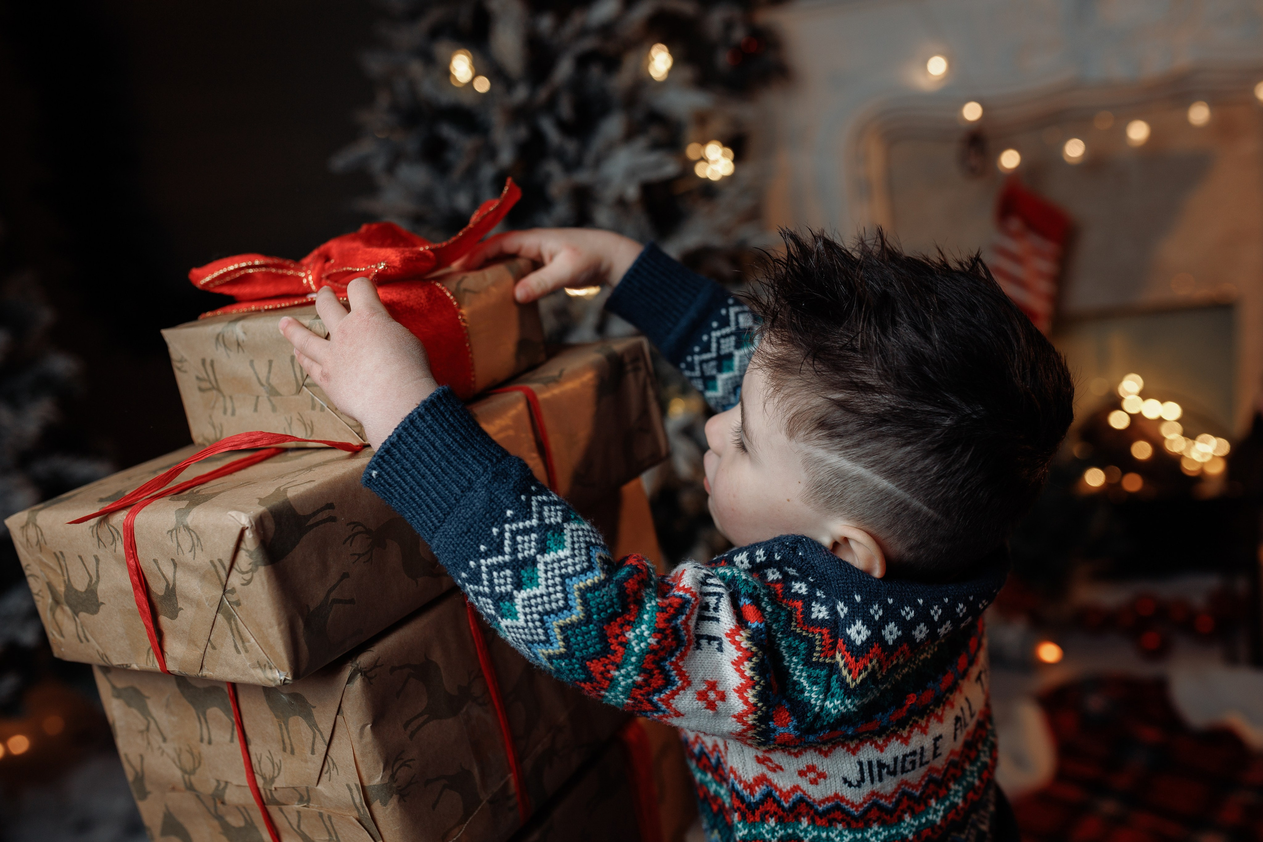 Christmas Time. Https://valeriubriciuc.com/