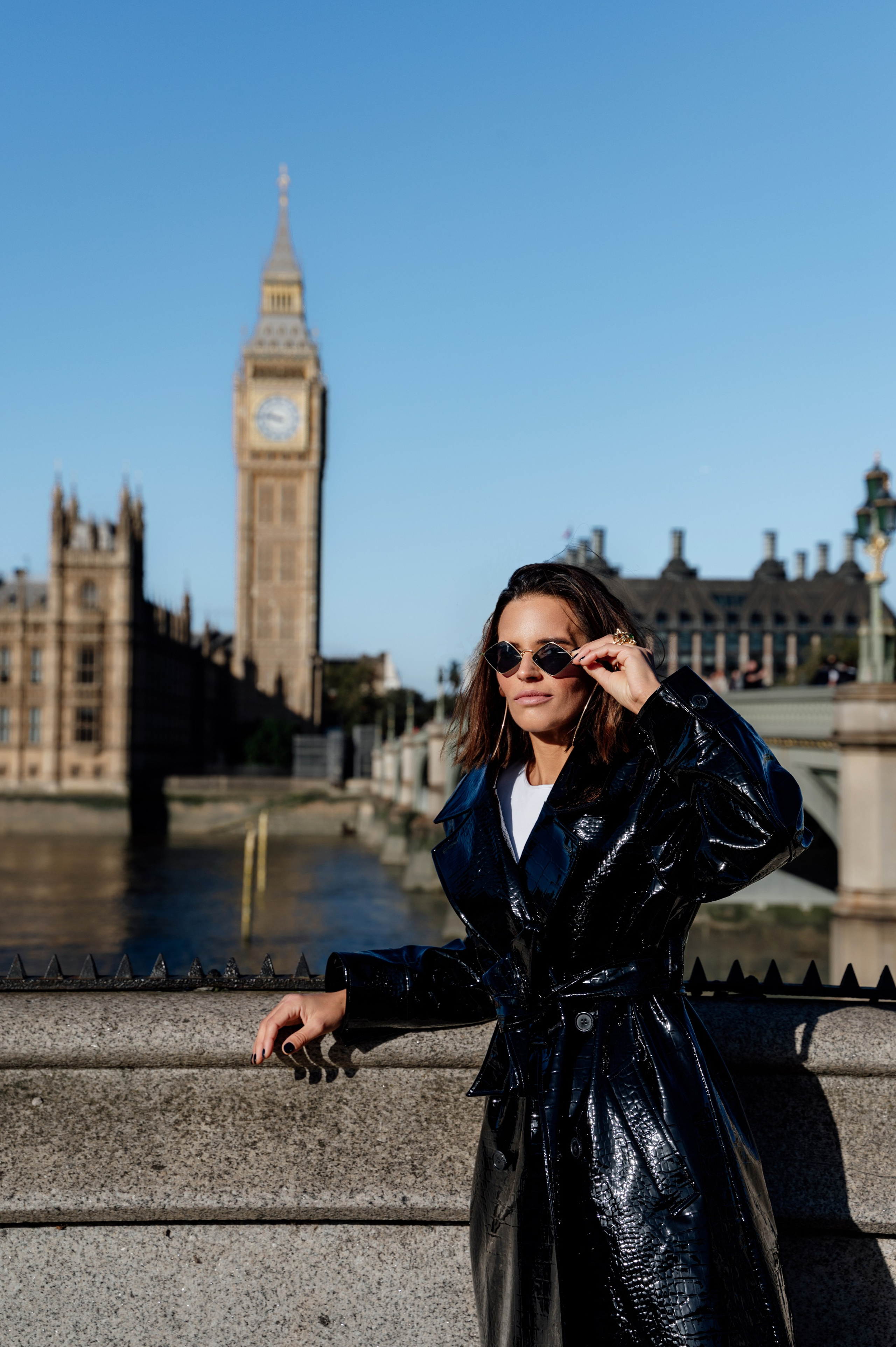 Tower Bridge+Westminster Carmela with son. FAMILY AND WEDDING PHOTOGRAPHER IN LONDON MARINA RIVA